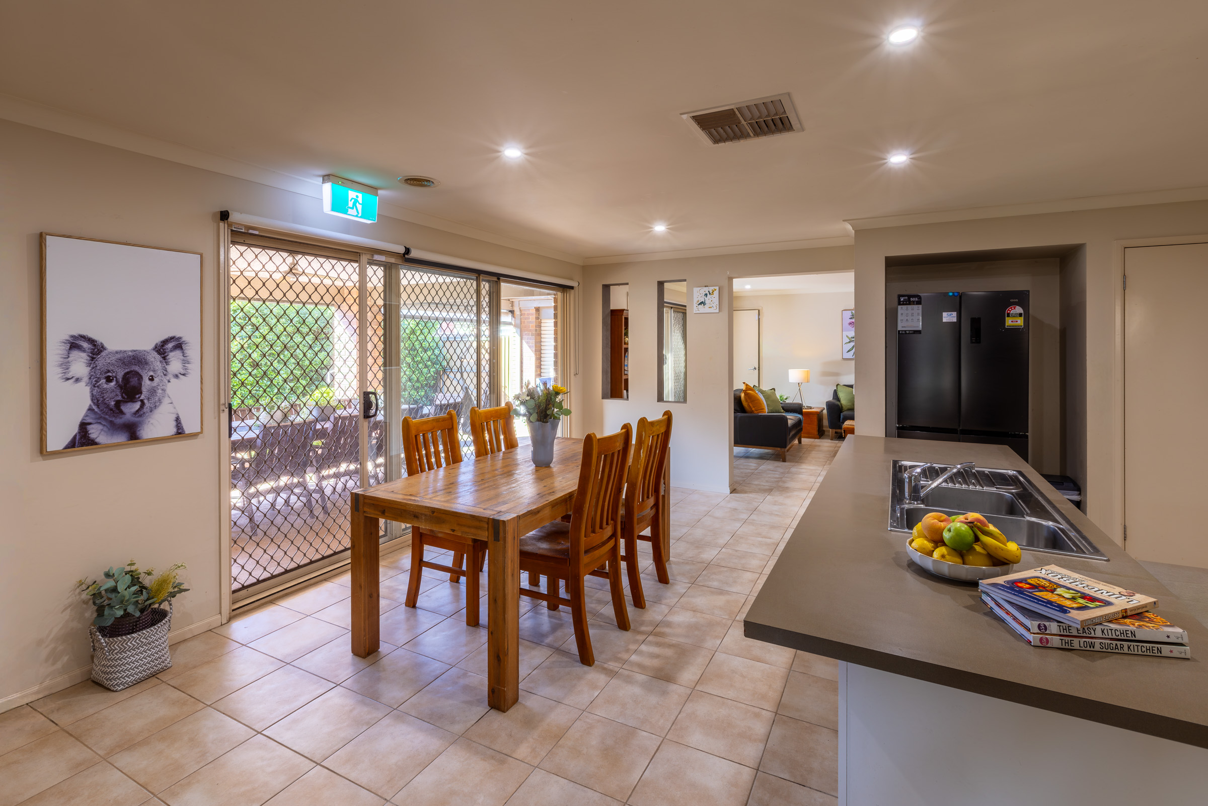 Comfortable & Connected SIL in Cranbourne with Spacious Living & Outdoor Spaces — Home image 5