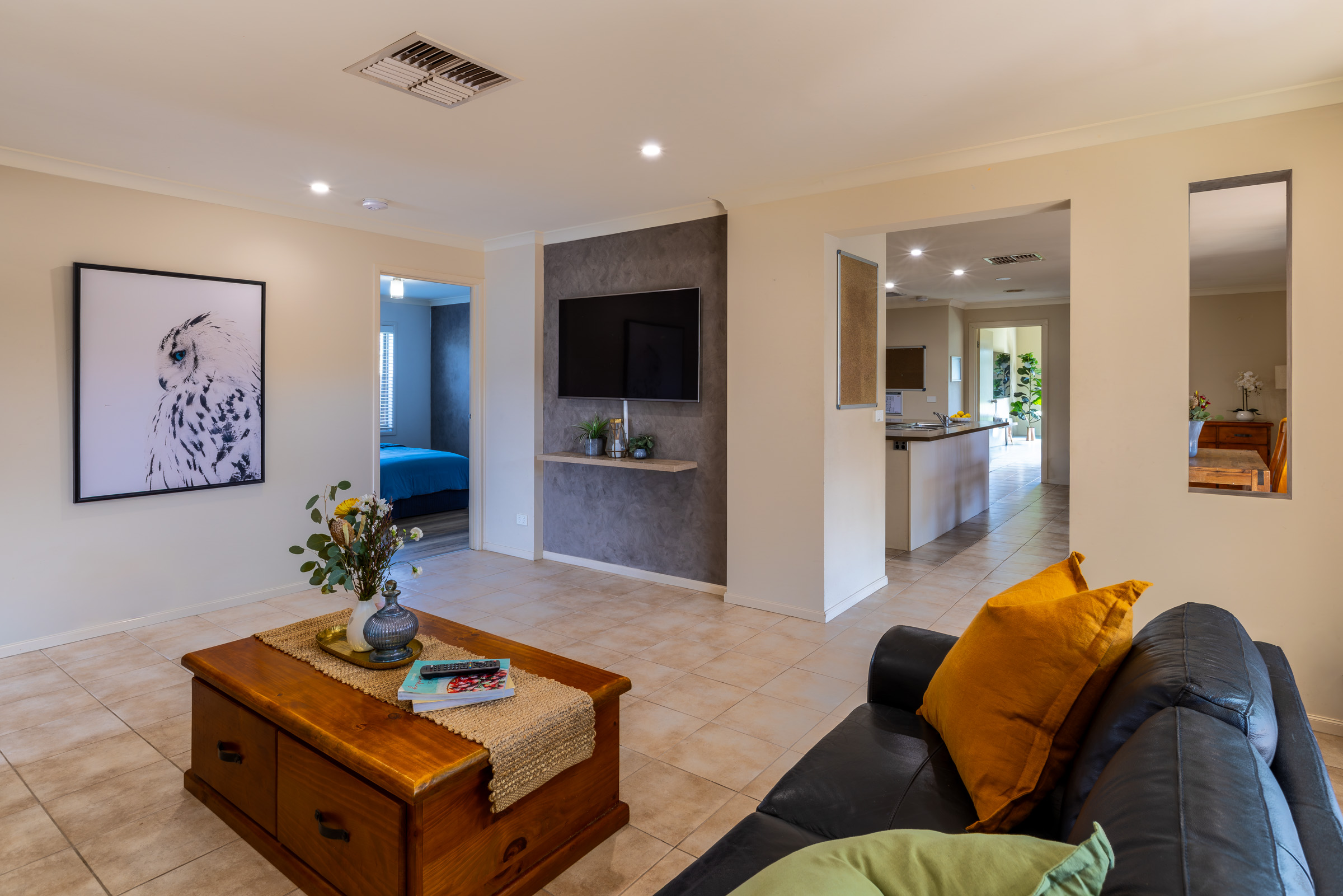 Comfortable & Connected SIL in Cranbourne with Spacious Living & Outdoor Spaces — Home image 6