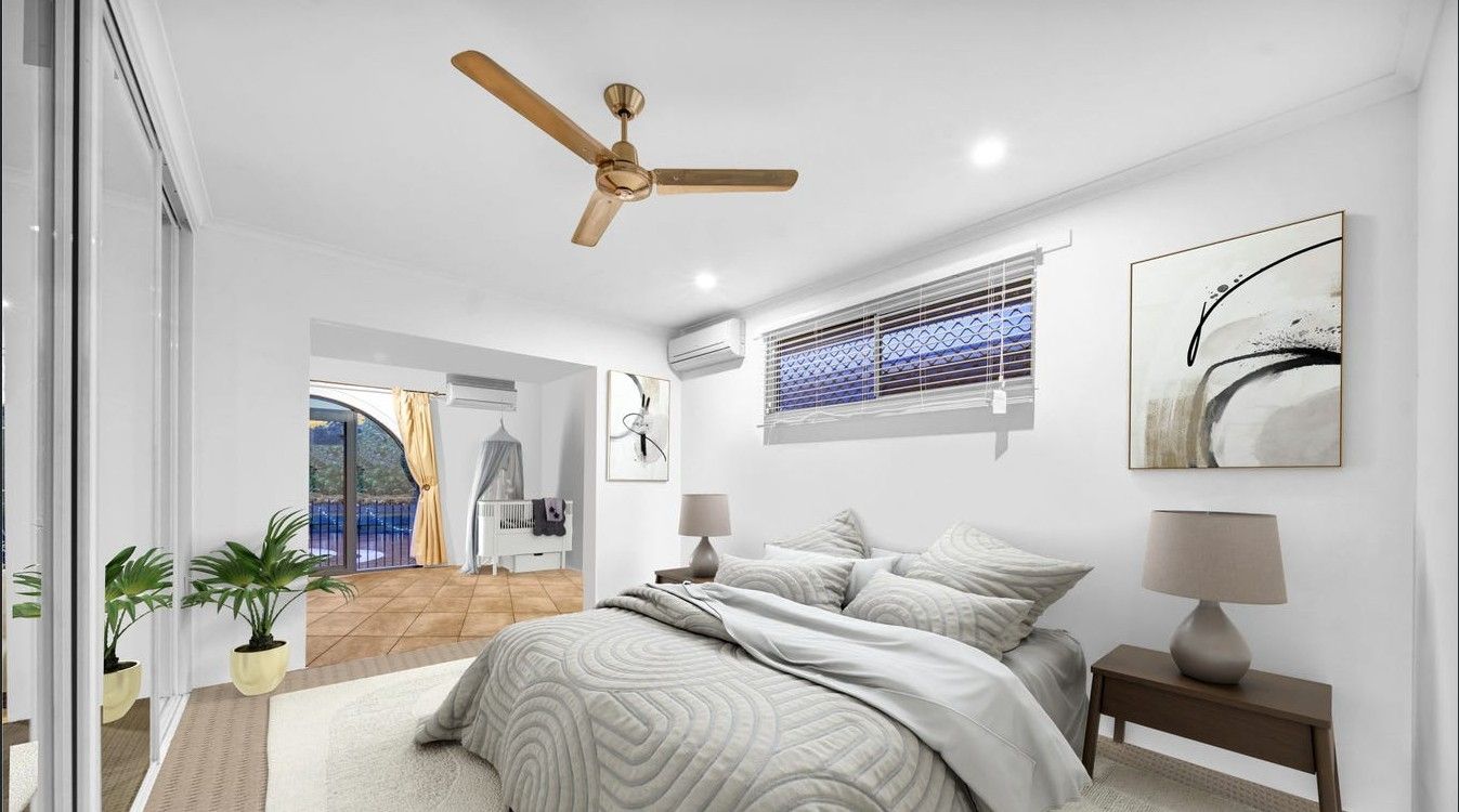 Broadbeach Waters SIL Home with Dual Living – Two Distinct Residences — Home image 2
