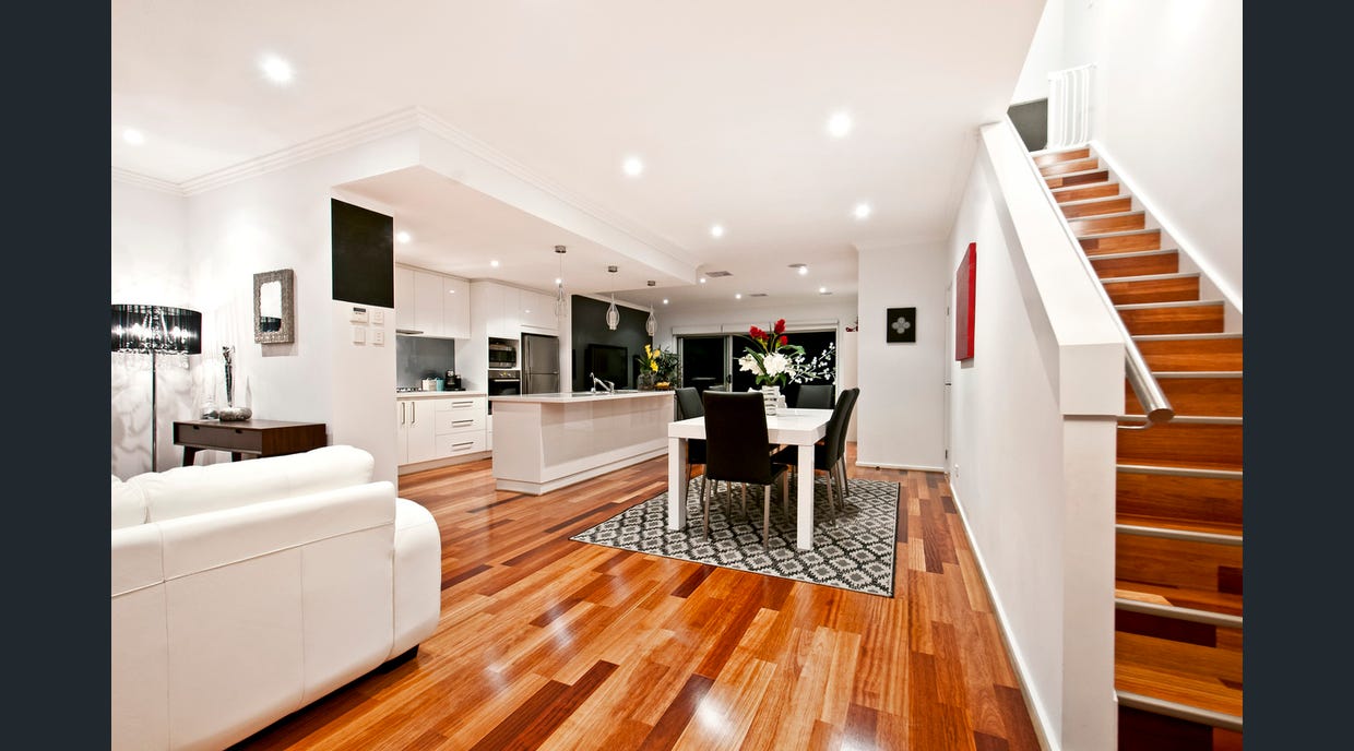 SIL SHARED HOUSING - LIGHTSVIEW — Home image 2
