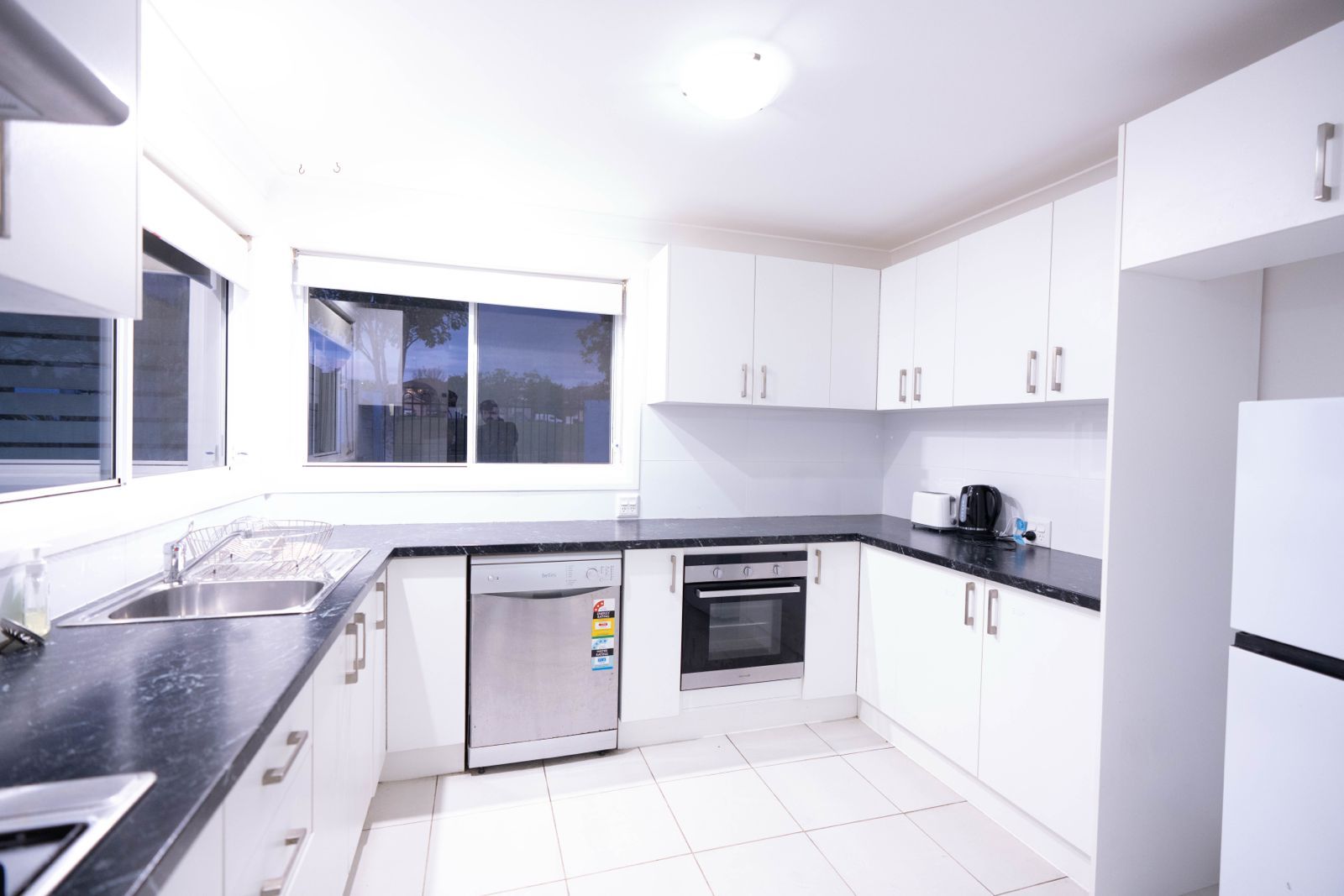 wadalba 2 bed room — Home image 6