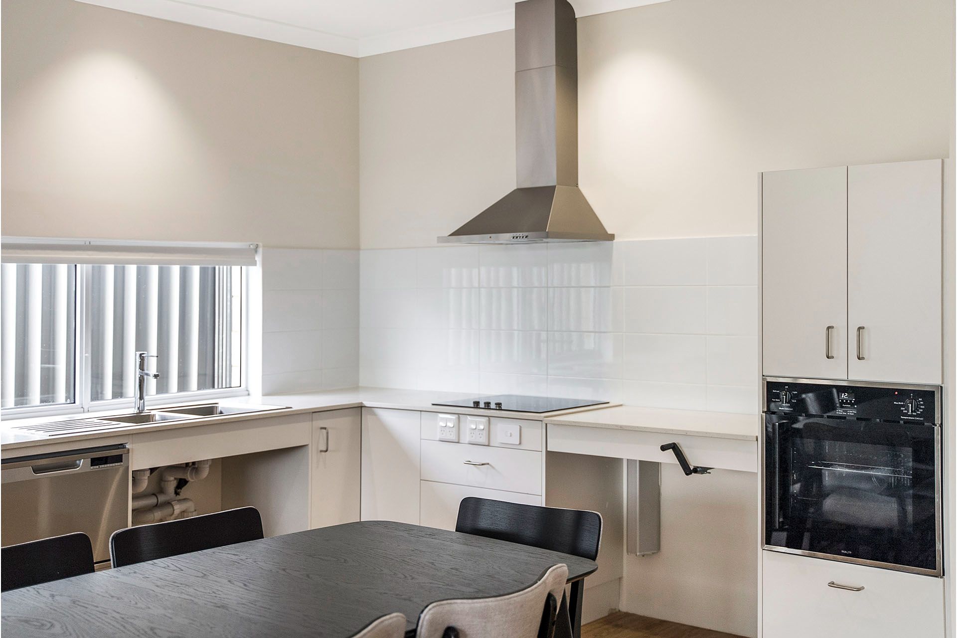 3 BR HPS Home for 2 Residents with Ensuites & OOA – Baldivis WA — Home image 5