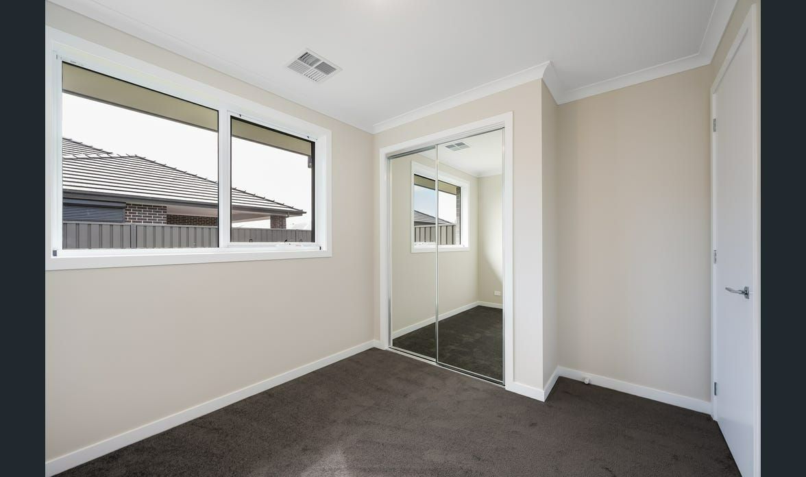 Opportunity to move now into a Brand New - Fully Furnished shared home — Home image 6
