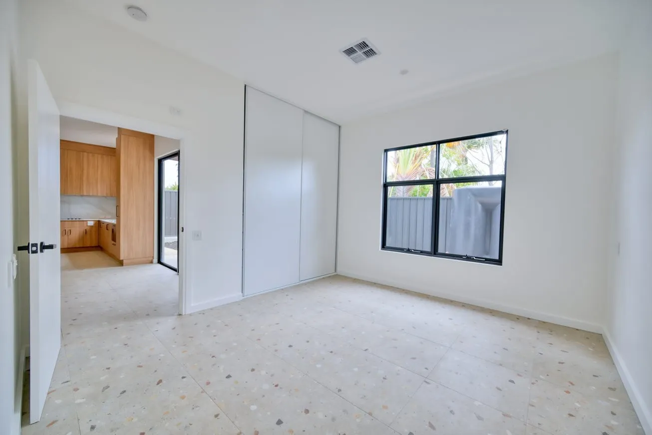 Finniss Street — Home image 8