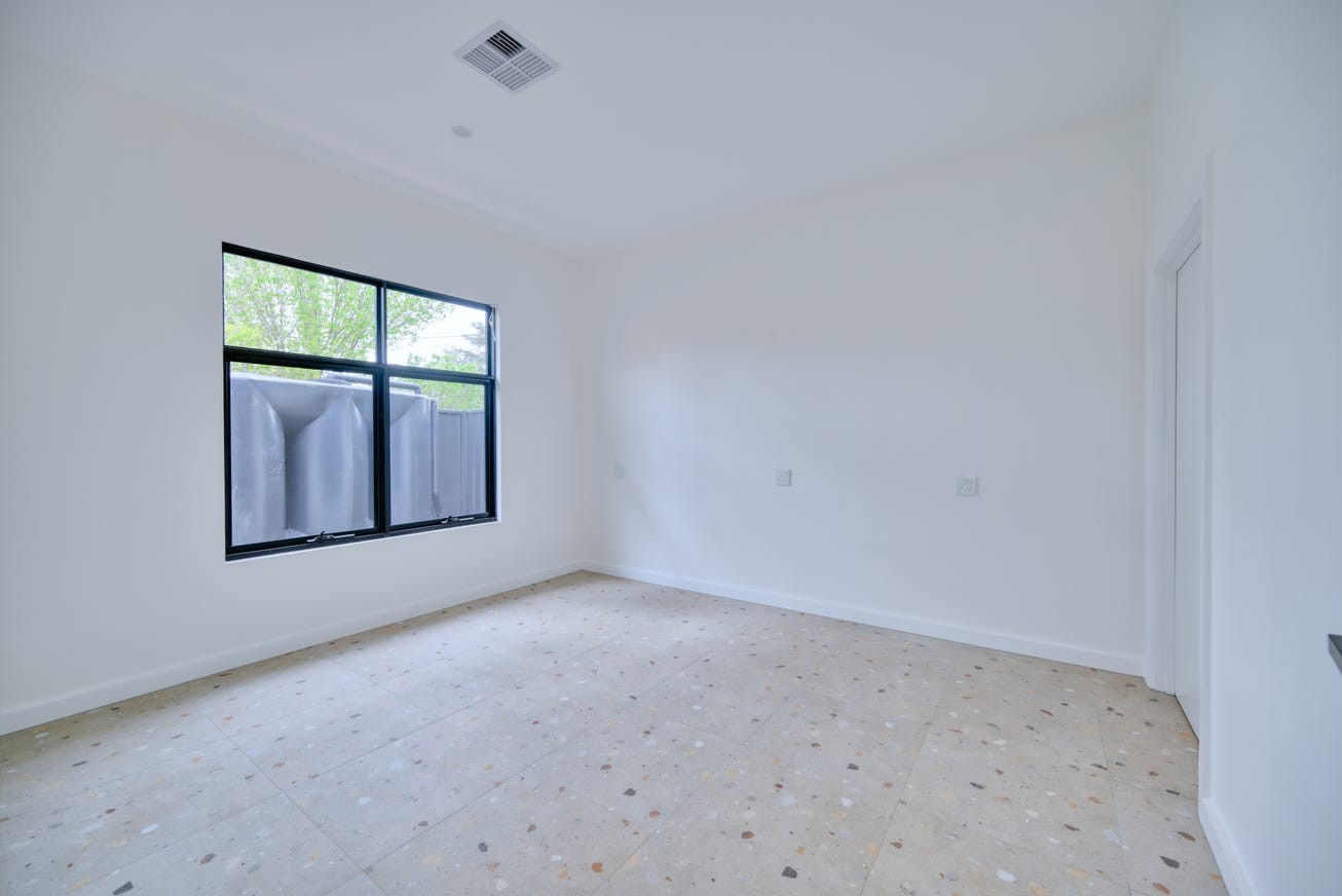 Finniss Street — Home image 10
