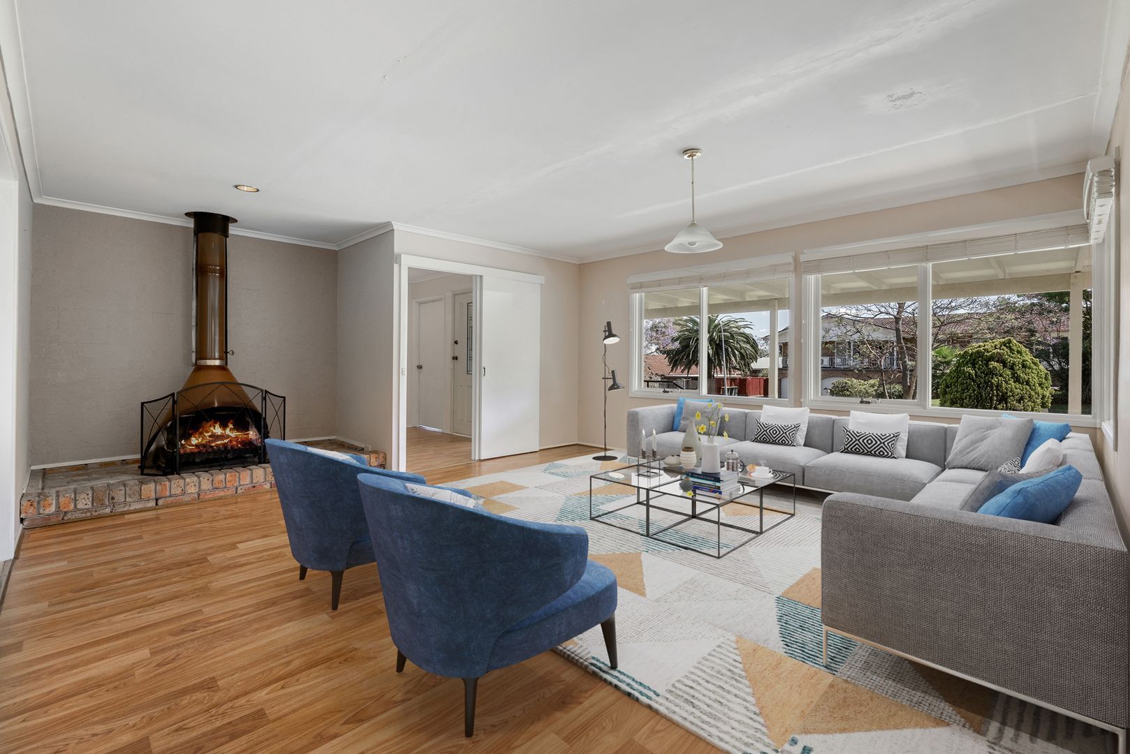 Located in the sought after suburb of Ambarvale, is where you will find this neat and tidy 3 bedroom family home. — Home image 5
