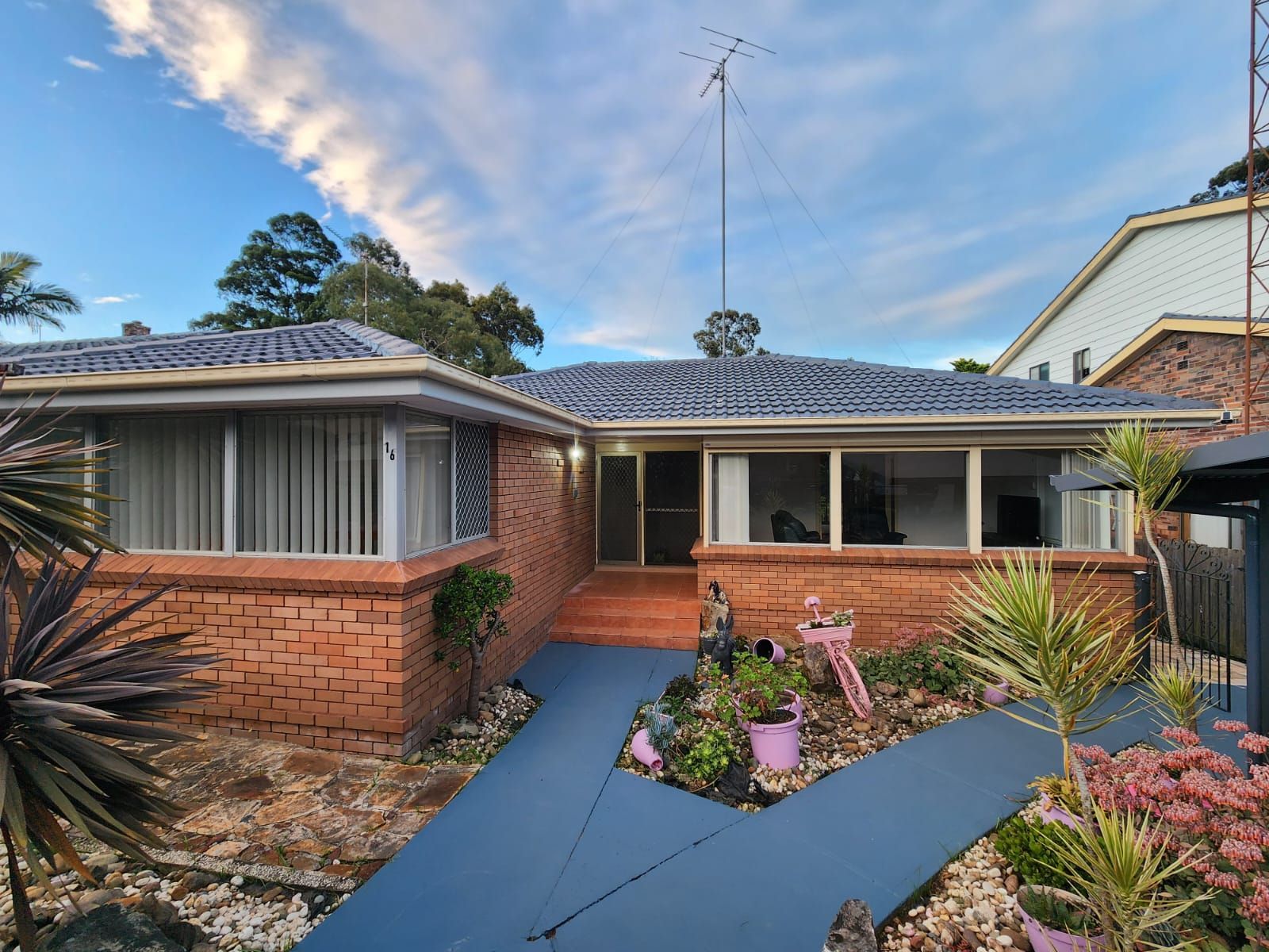 West Wollongong House — Home image 5