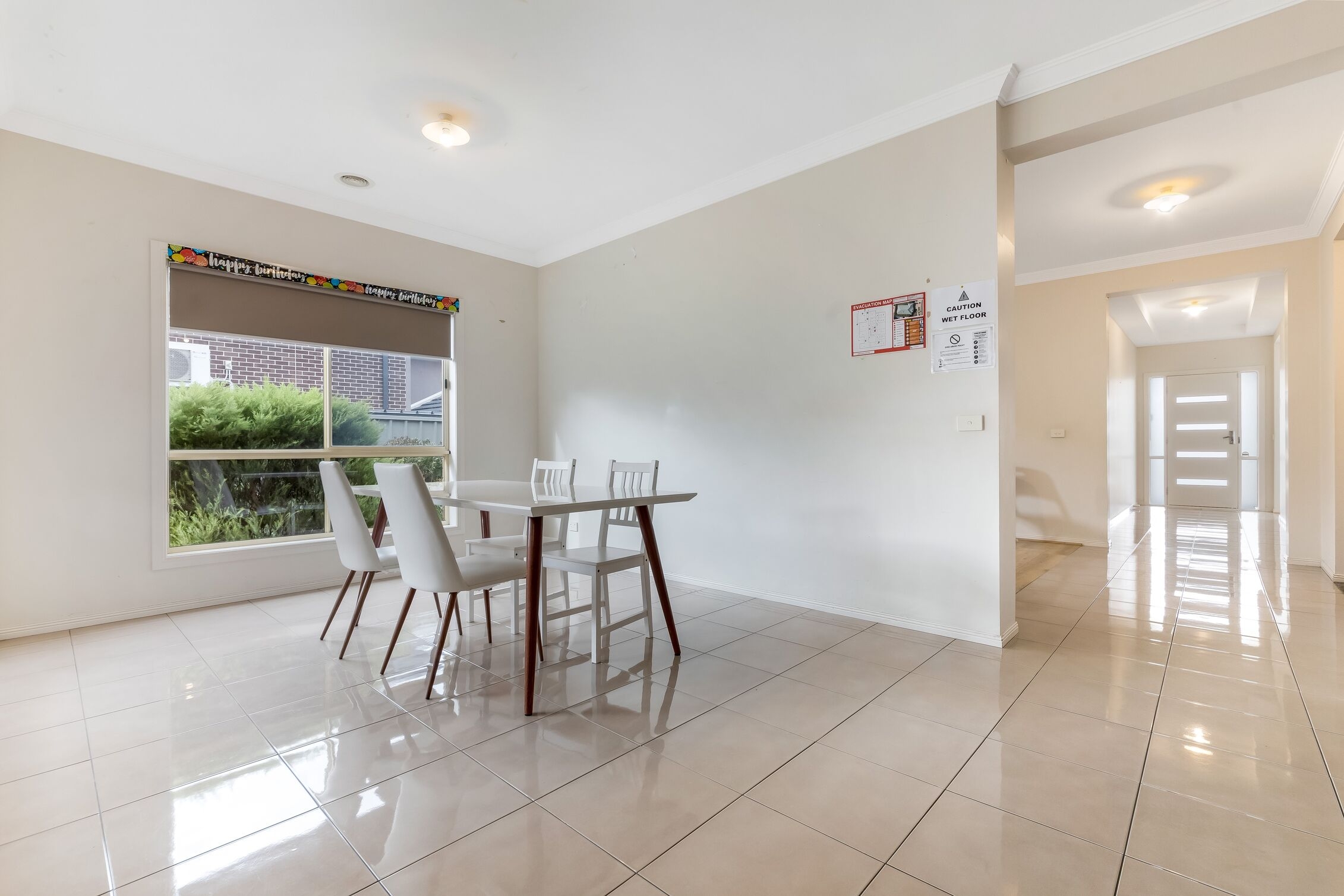 Welcome Home to Your Cozy & Supportive Sanctuary in Caroline Springs — Home image 2