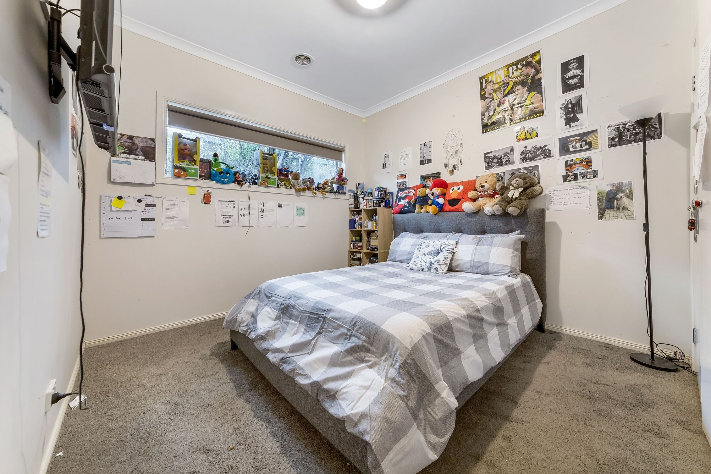 Welcome Home to Your Cozy & Supportive Sanctuary in Caroline Springs — Home image 7