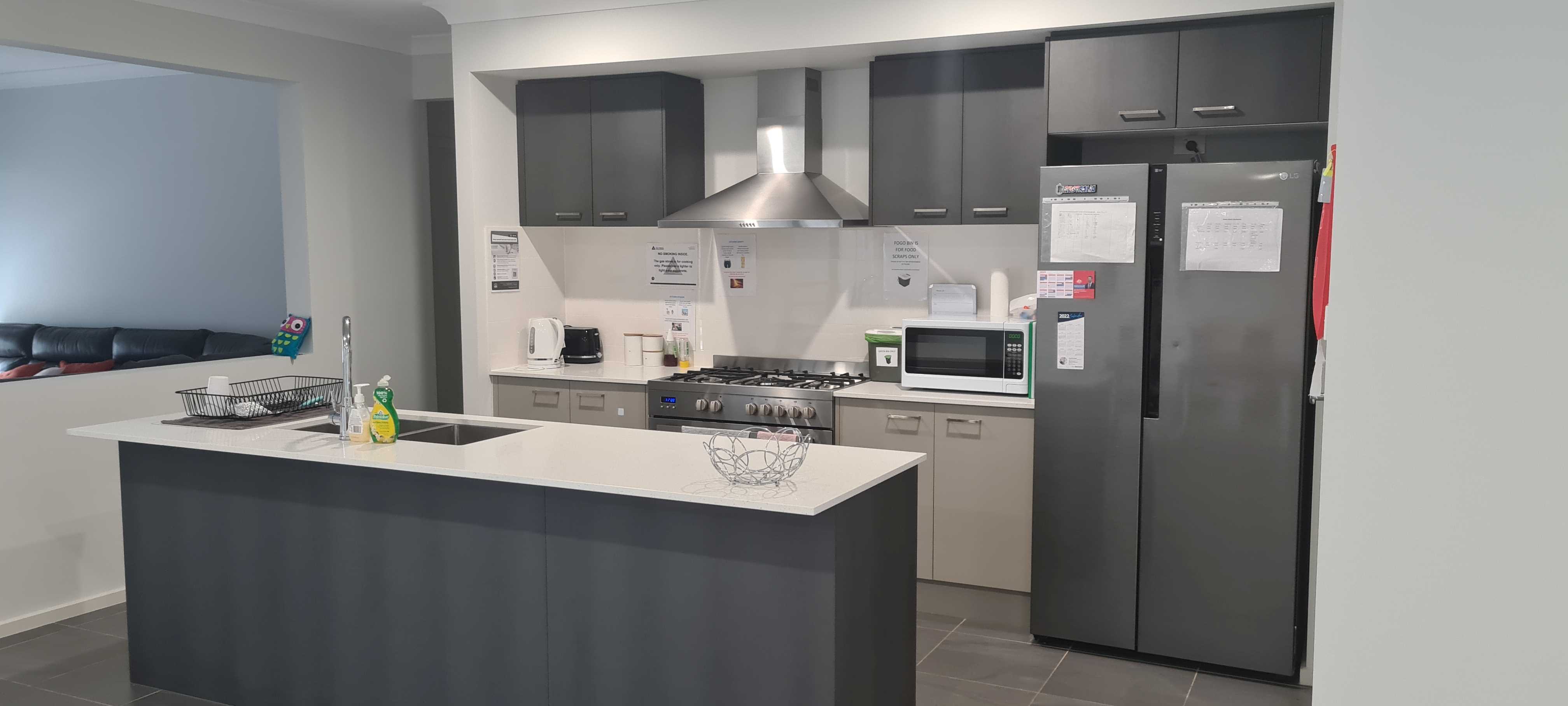 Beautiful Modern SIL Home — Home image 3