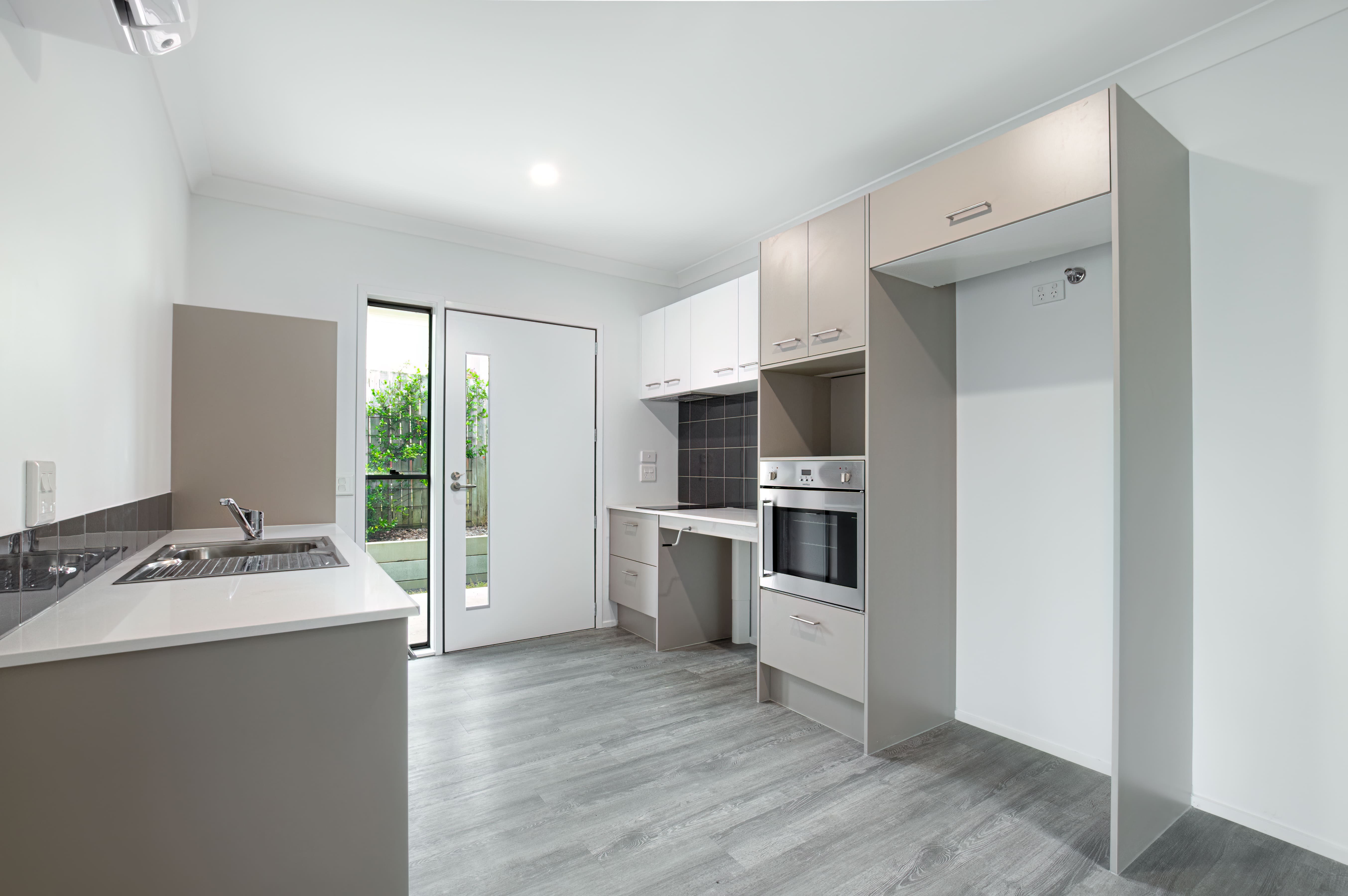 5 Bedroom Group Home, Leichhardt — Home image 2