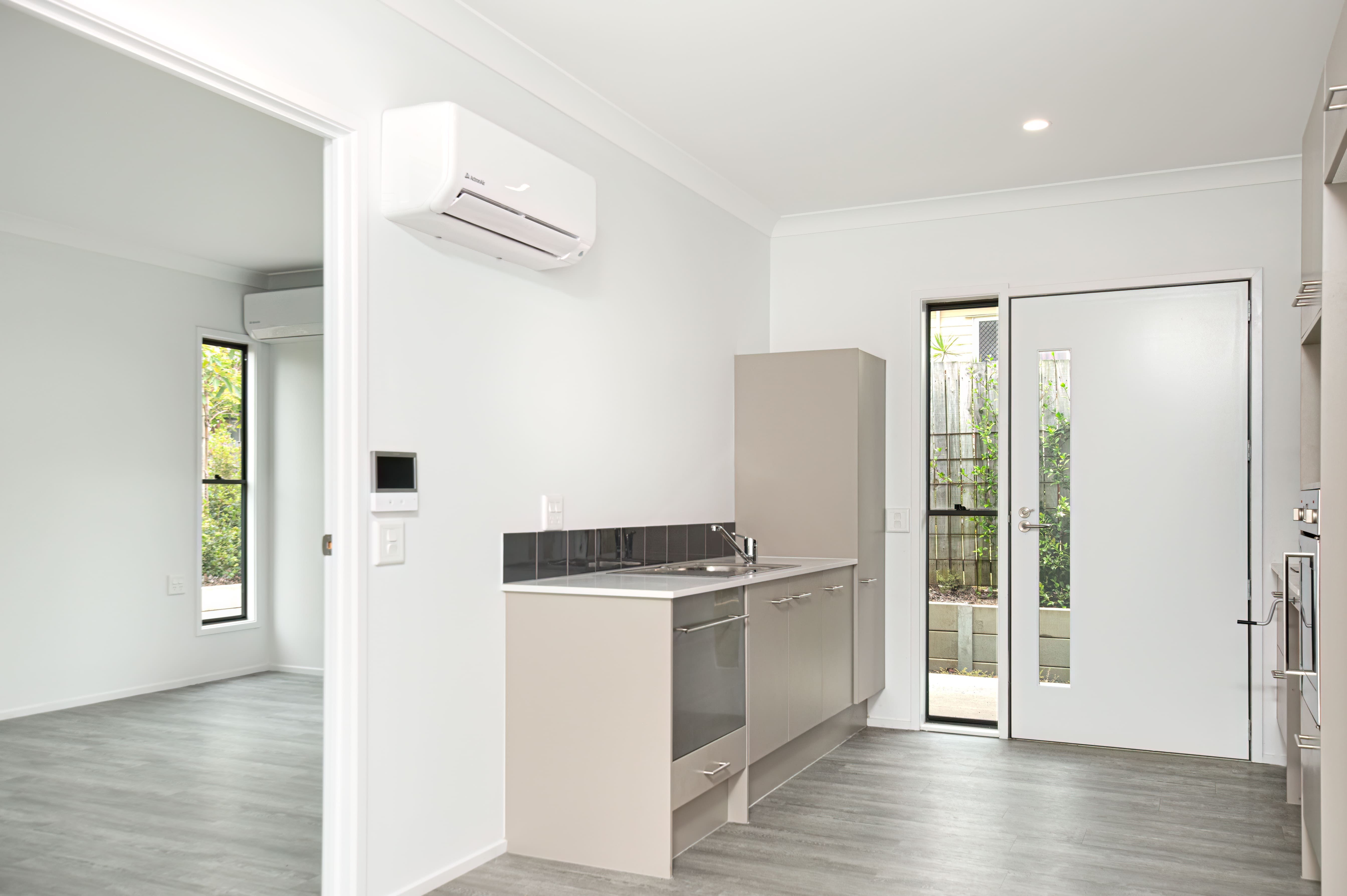 5 Bedroom Group Home, Leichhardt — Home image 3