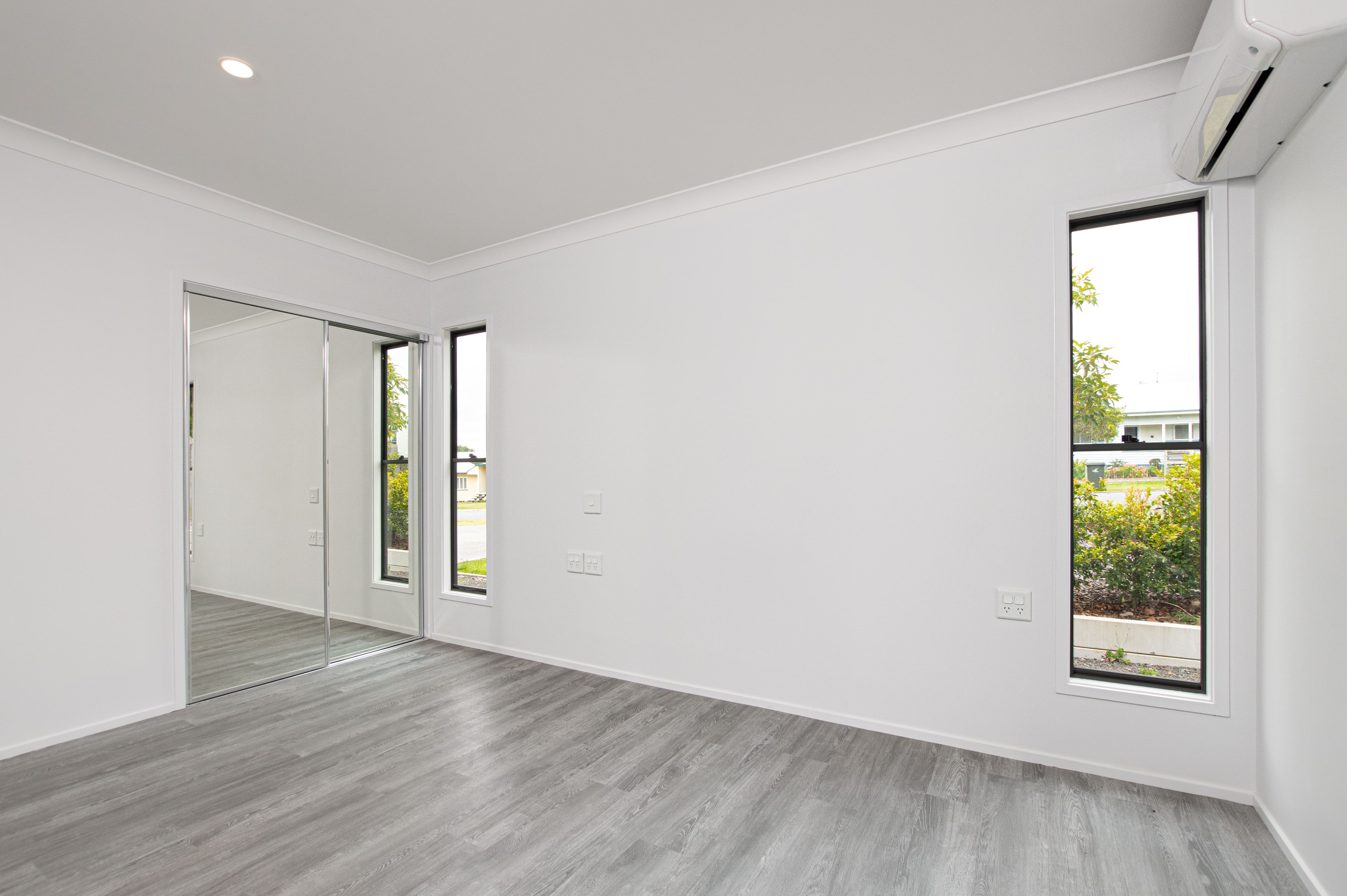 5 Bedroom Group Home, Leichhardt — Home image 4
