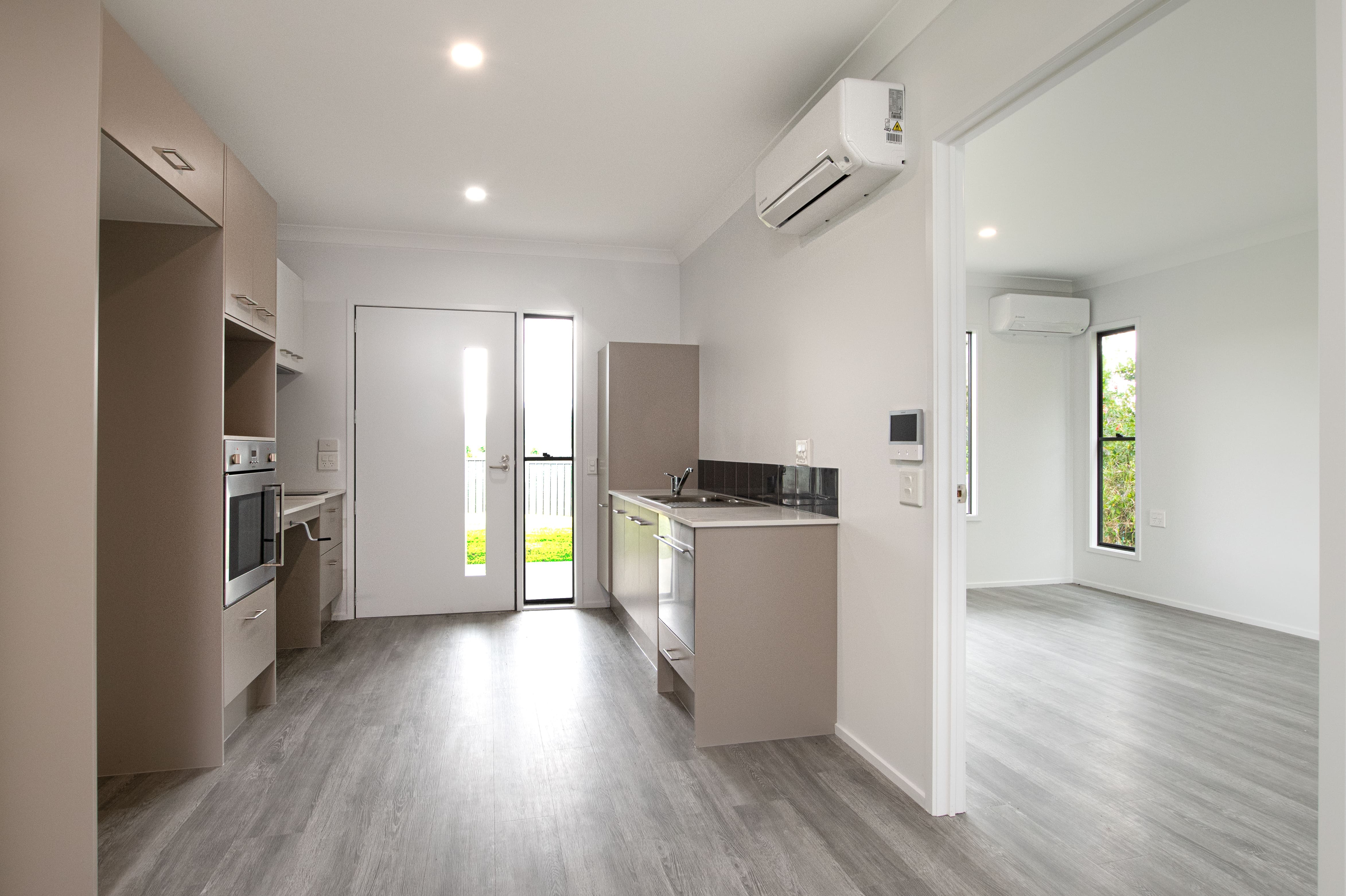 5 Bedroom Group Home, Leichhardt — Home image 6