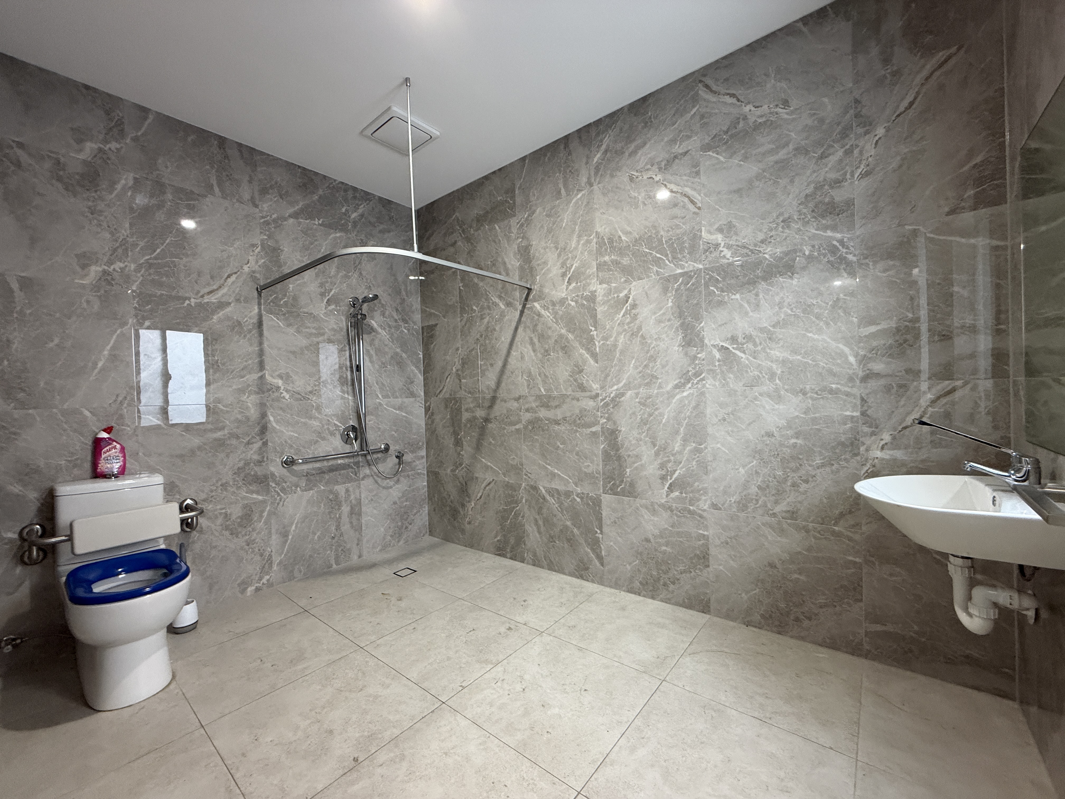 12A Derrilin Road