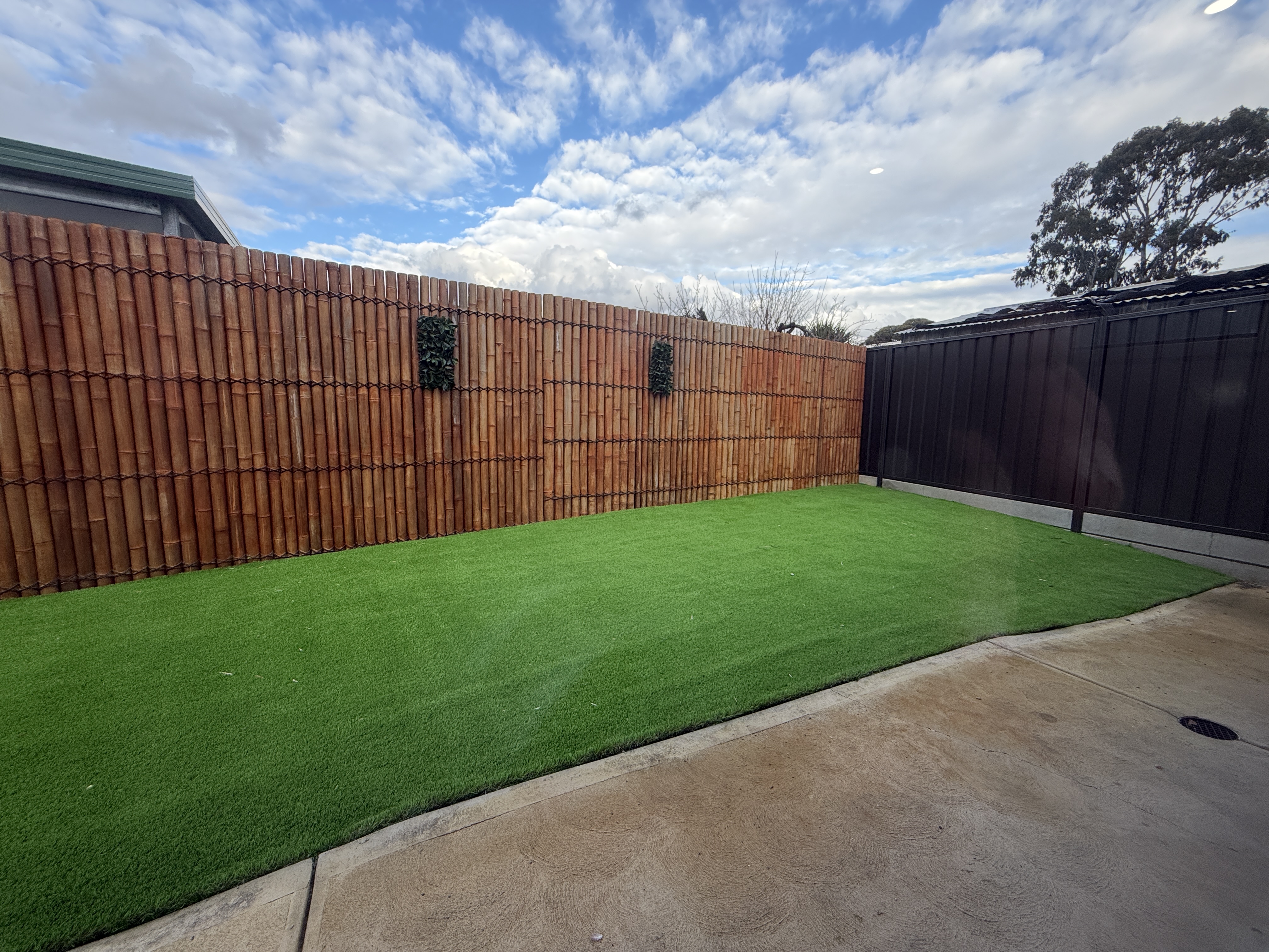 12A Derrilin Road
