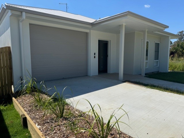 REDBANK PLAINS QLD – HIGH PHYSICAL SUPPORT HOUSE — Home image 17