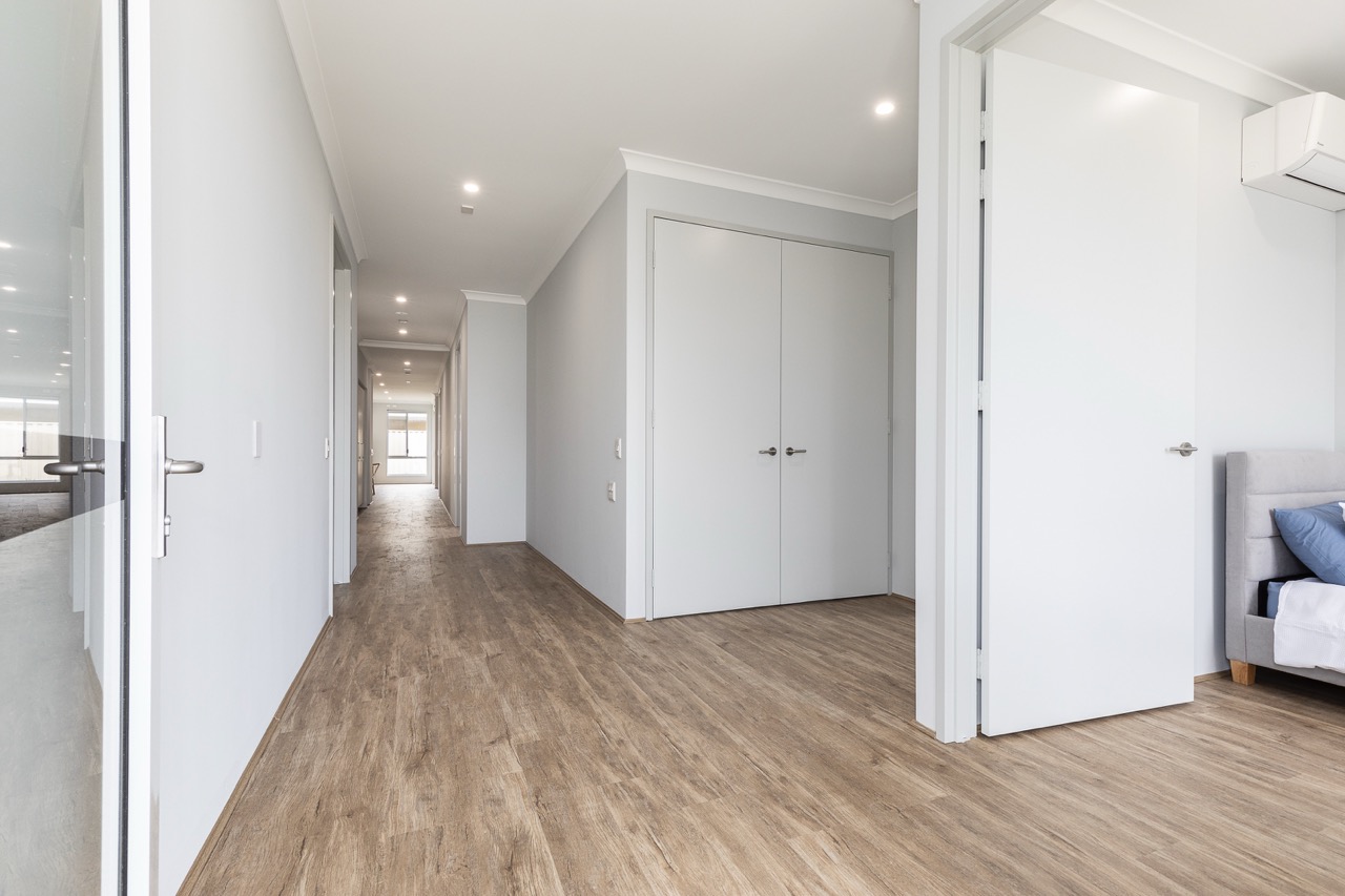 Furnished 3-Bedroom Hybrid SDA Available Now in Eglinton — Home image 4