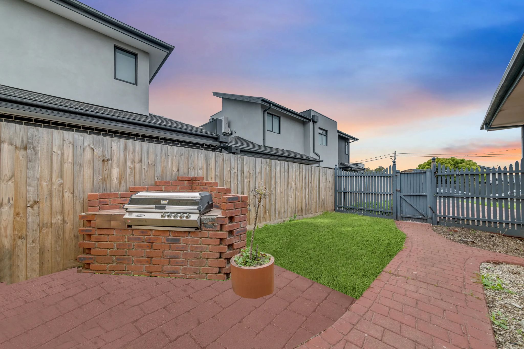SIL home 5 minutes away from Broadmeadows Hospital — Home image 3