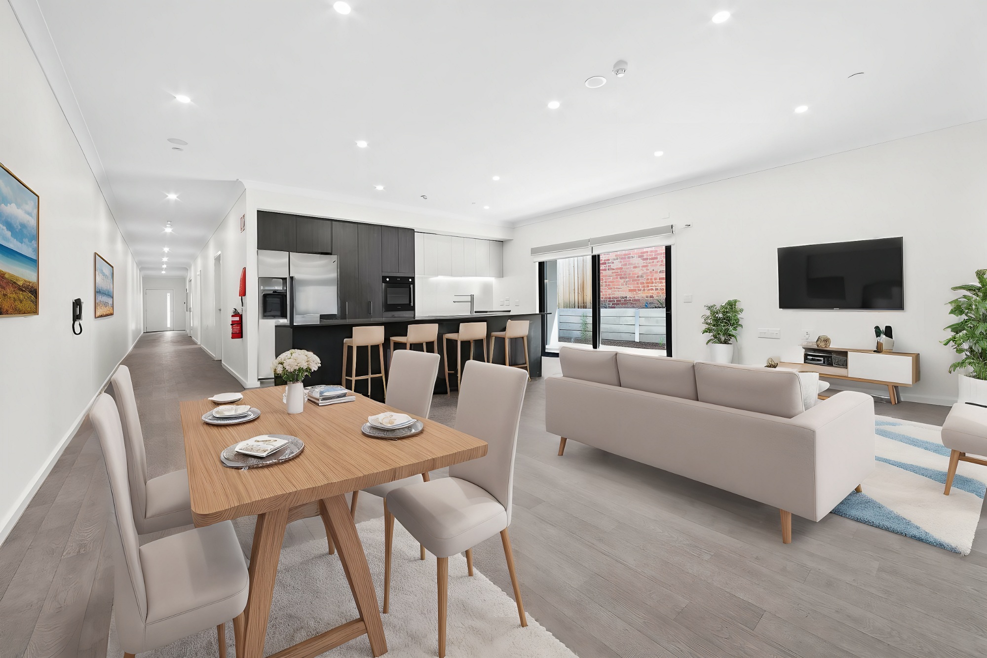 Centrally located in Coburg - live with just 1 other! — Home image 3