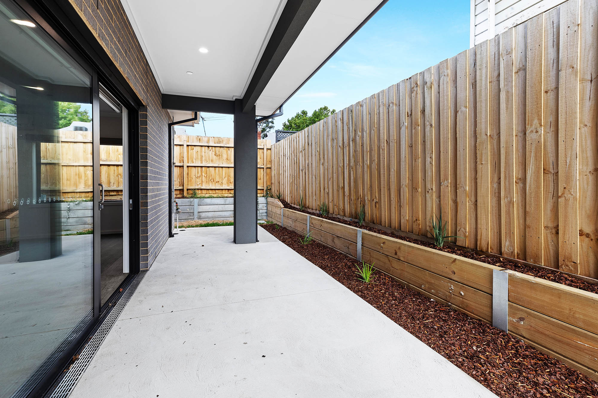 Centrally located in Coburg - live with just 1 other! — Home image 13