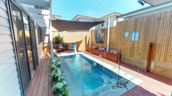 Registered Provider. 4 B/R. Ceiling Hoist. Gas Pool & Pool Lift. — Home image 6