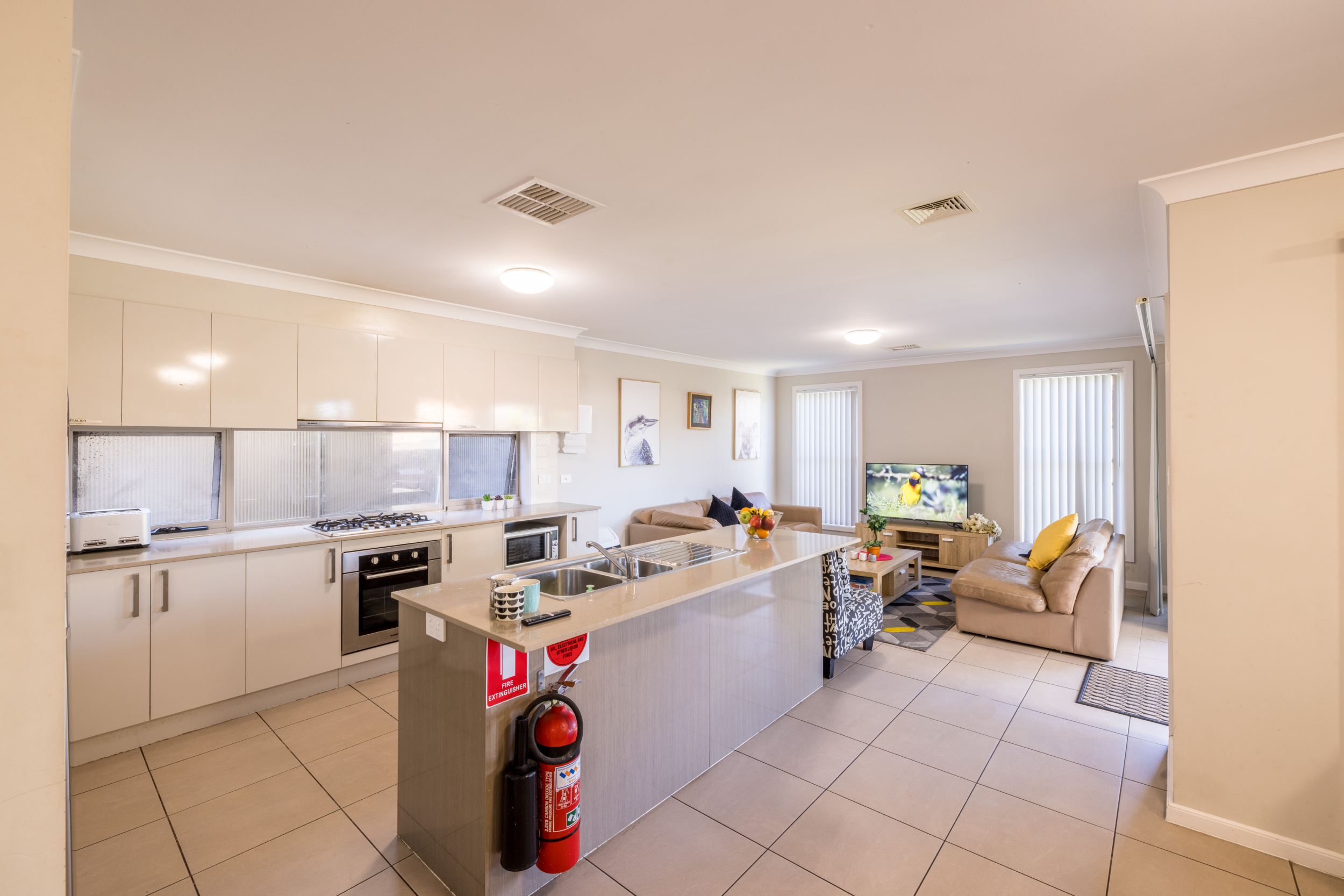 Spacious comfortable shared home in Ropes Crossing — Home image 2