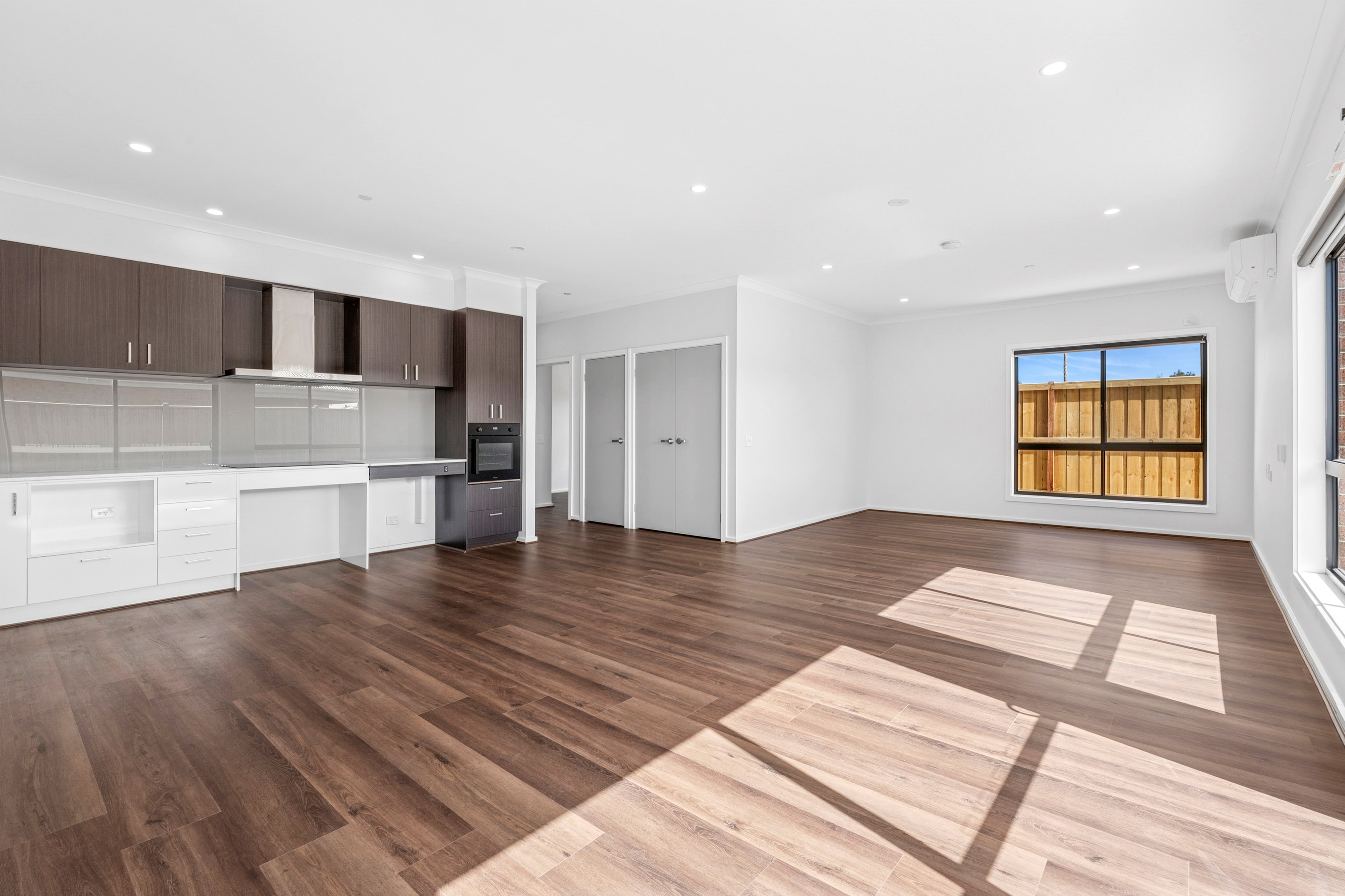 3BR 2RES HPS Home | Free 3 Months MRRC + 12 Month Internet- Armstrong Creek — Home image 2