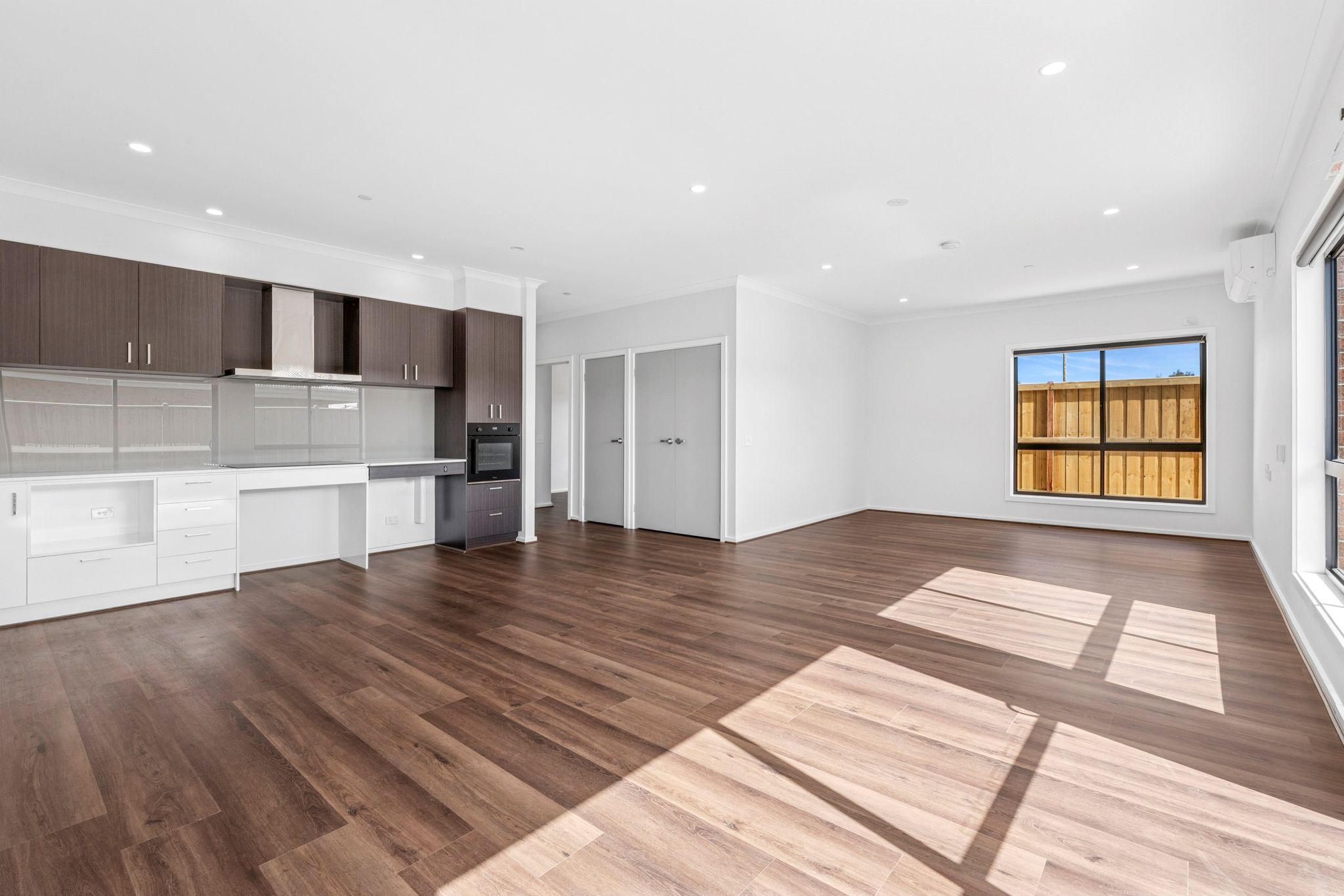 3BR 2RES HPS Home | Free 3 Months MRRC + 12 Month Internet- Armstrong Creek — Home image 4