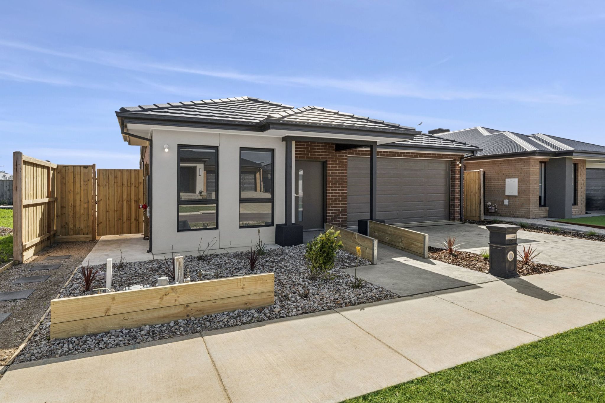 3BR 2RES HPS Home | Free 3 Months MRRC + 12 Month Internet- Armstrong Creek — Home image 8