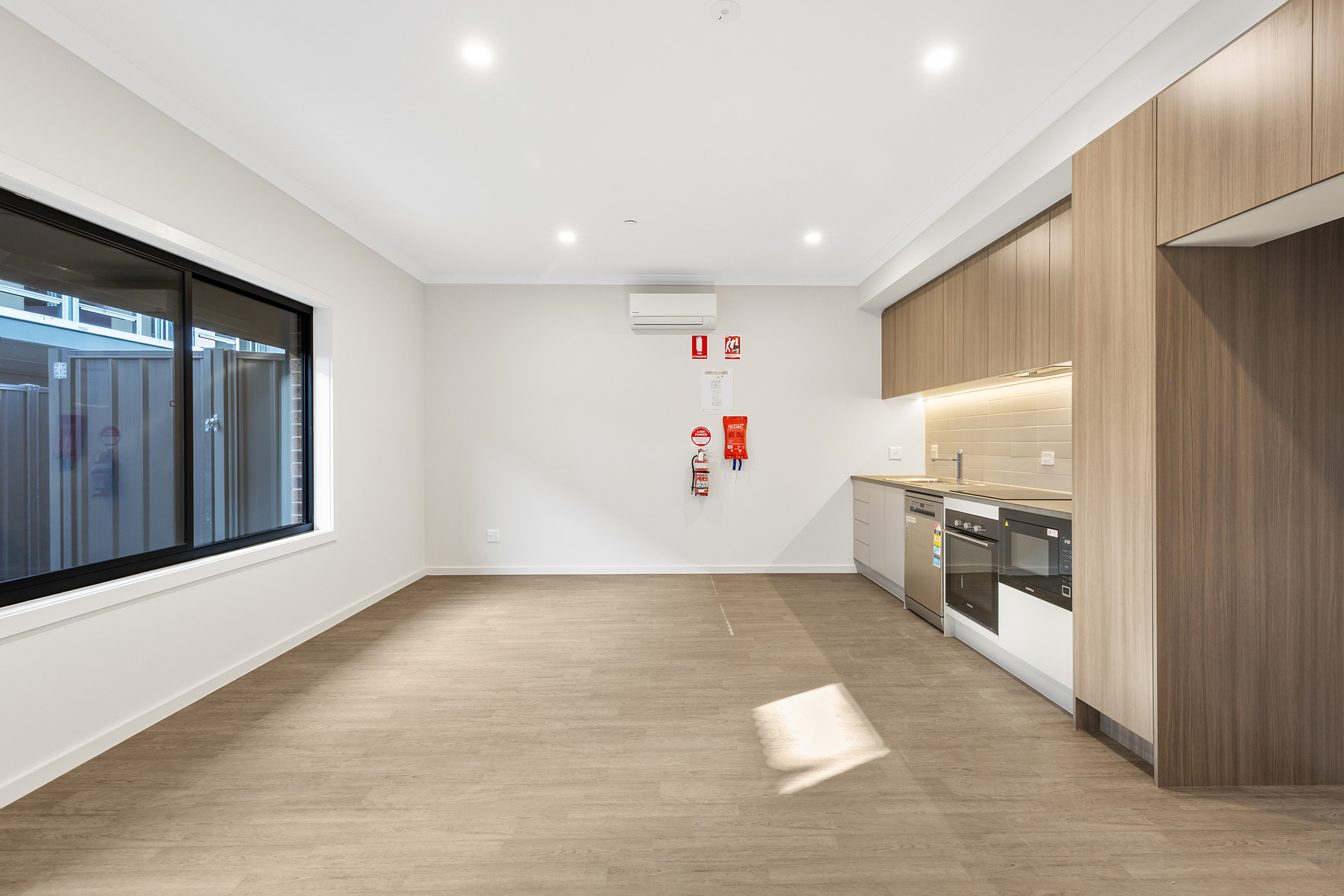 A selection of 1 bedroom Robust Villa's just steps to the heart of Shepparton — Home image 17