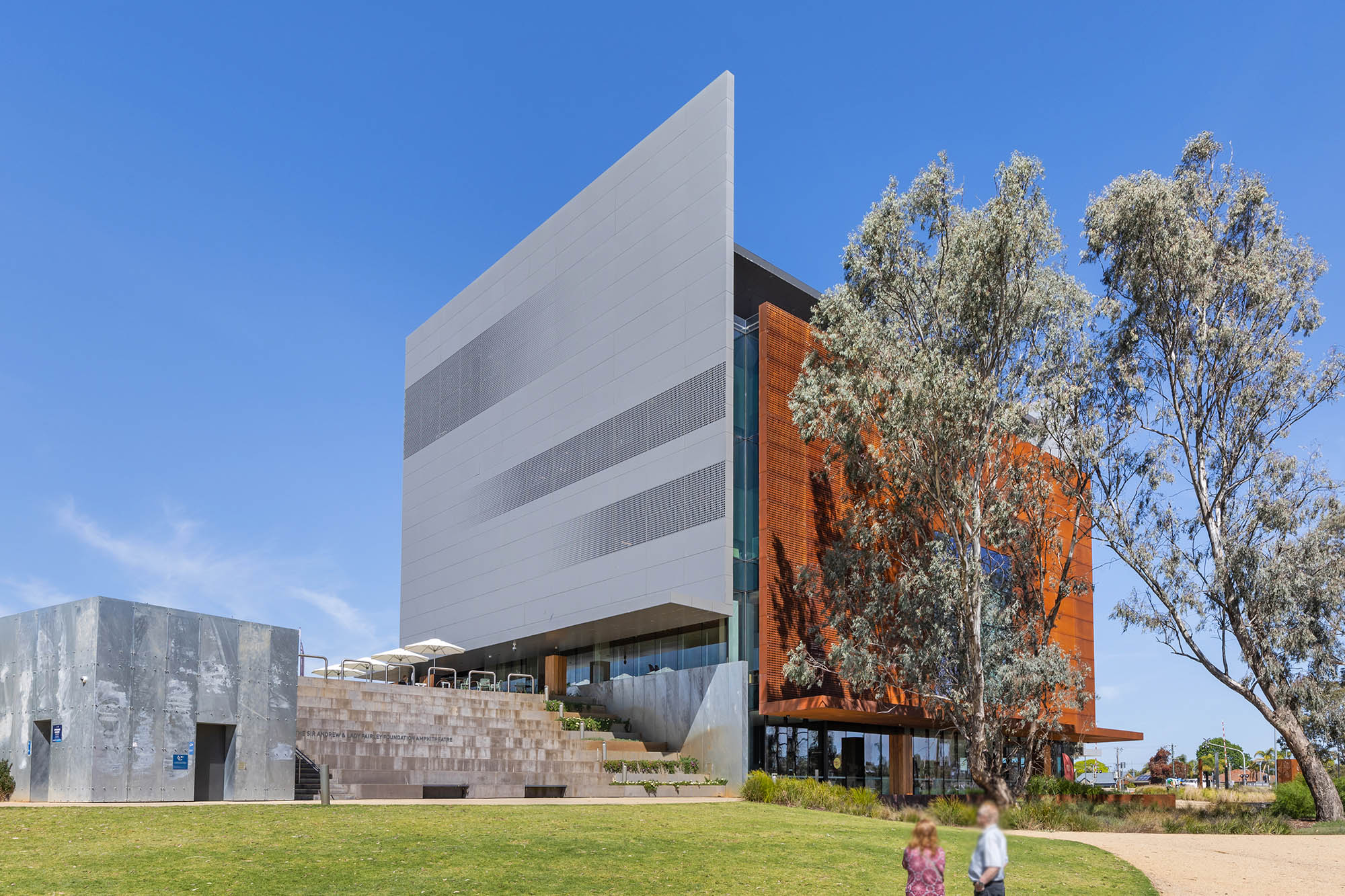 A selection of 1 bedroom Robust Villa's just steps to the heart of Shepparton — Home image 21