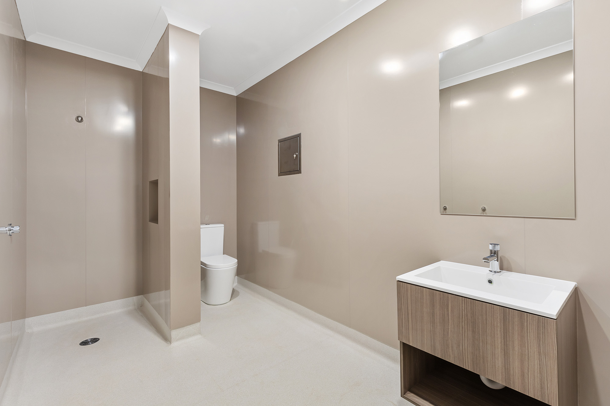 A selection of 1 bedroom Robust Villa's just steps to the heart of Shepparton — Home image 2