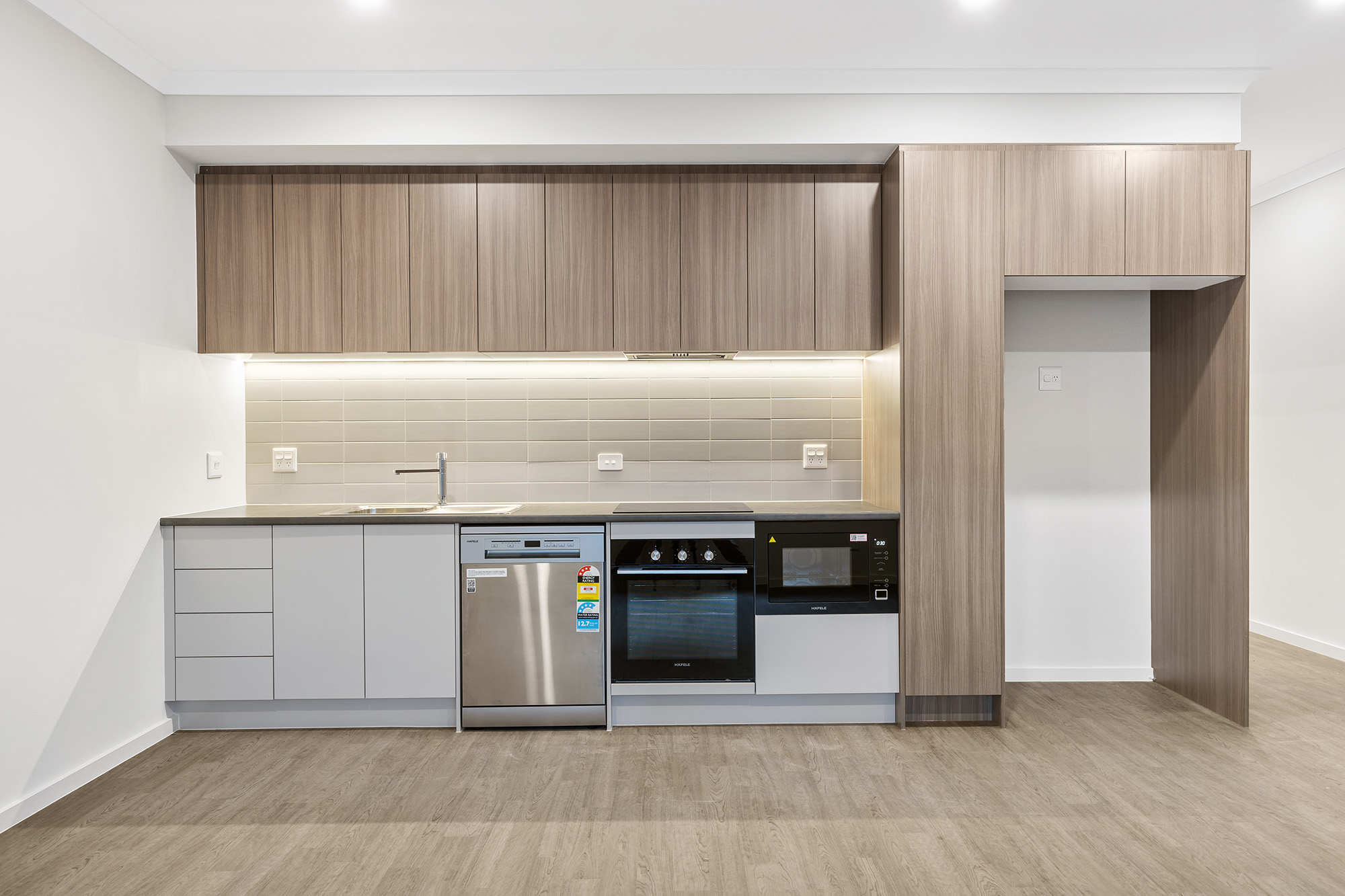 A selection of 1 bedroom Robust Villa's just steps to the heart of Shepparton — Home image 4