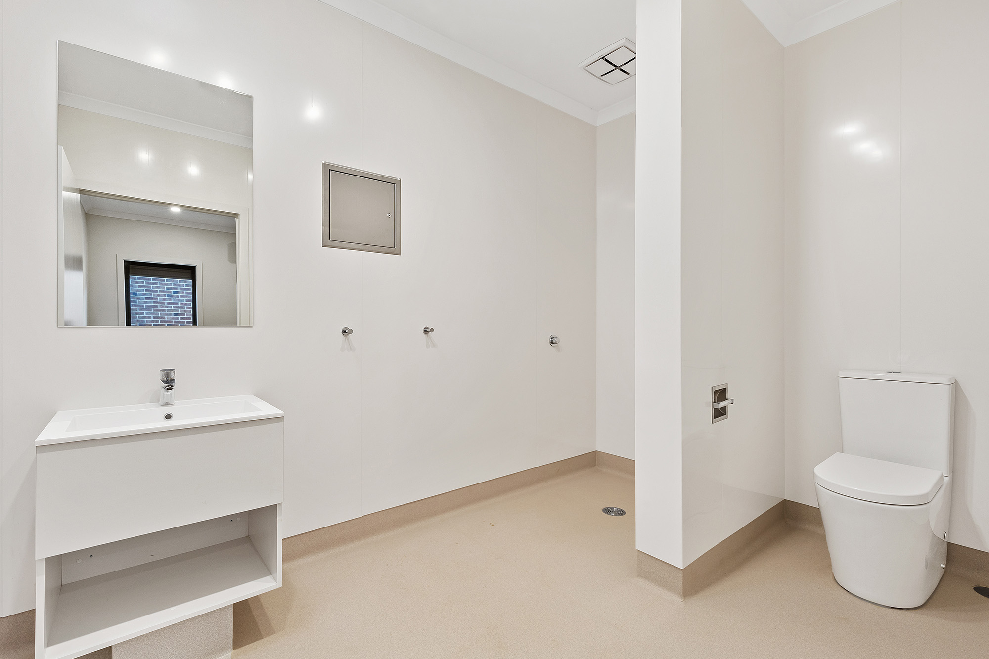 A selection of 1 bedroom Robust Villa's just steps to the heart of Shepparton — Home image 8