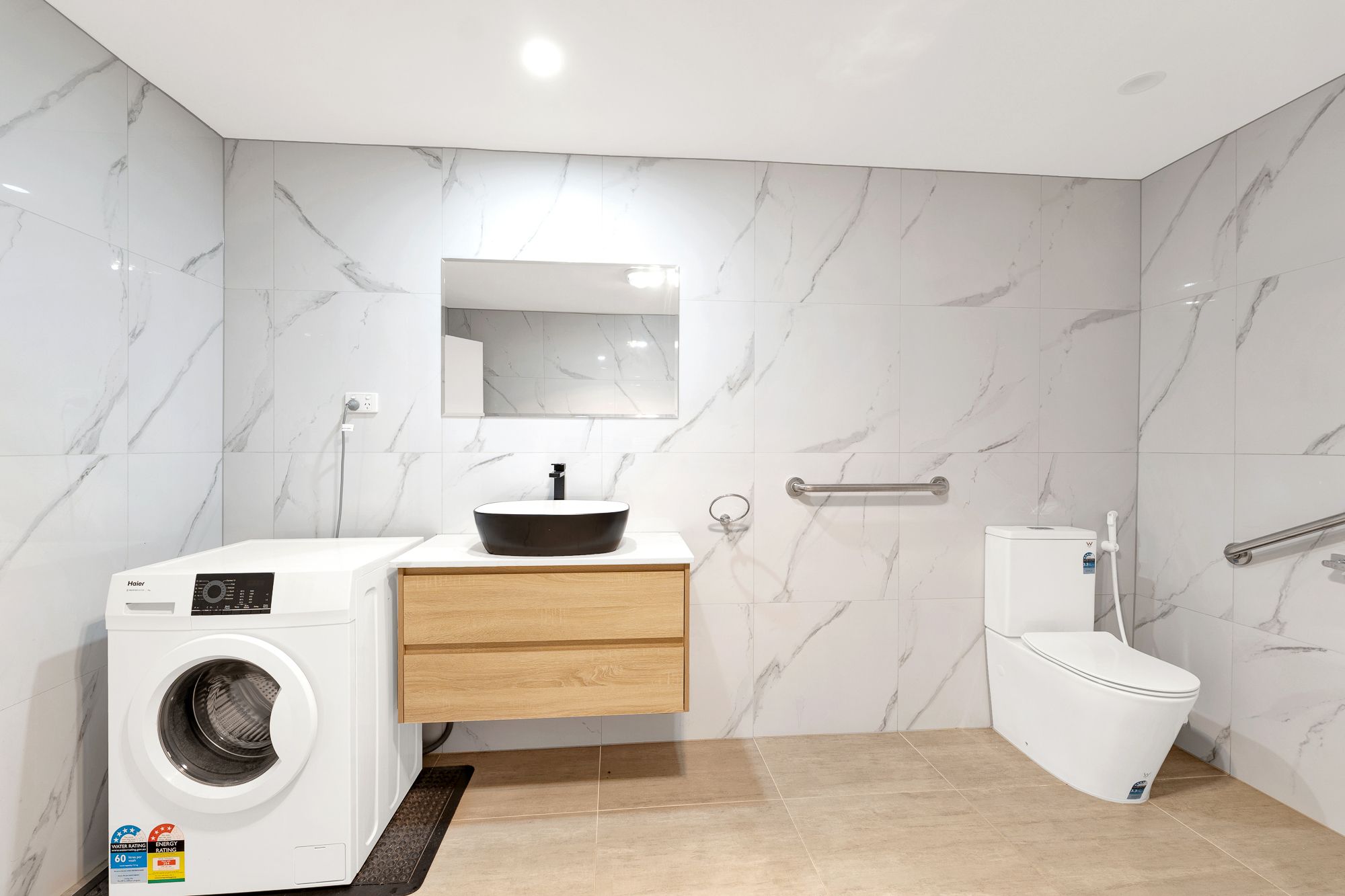 6 BR Group Home - SIL,  MTA, STA — Home image 3