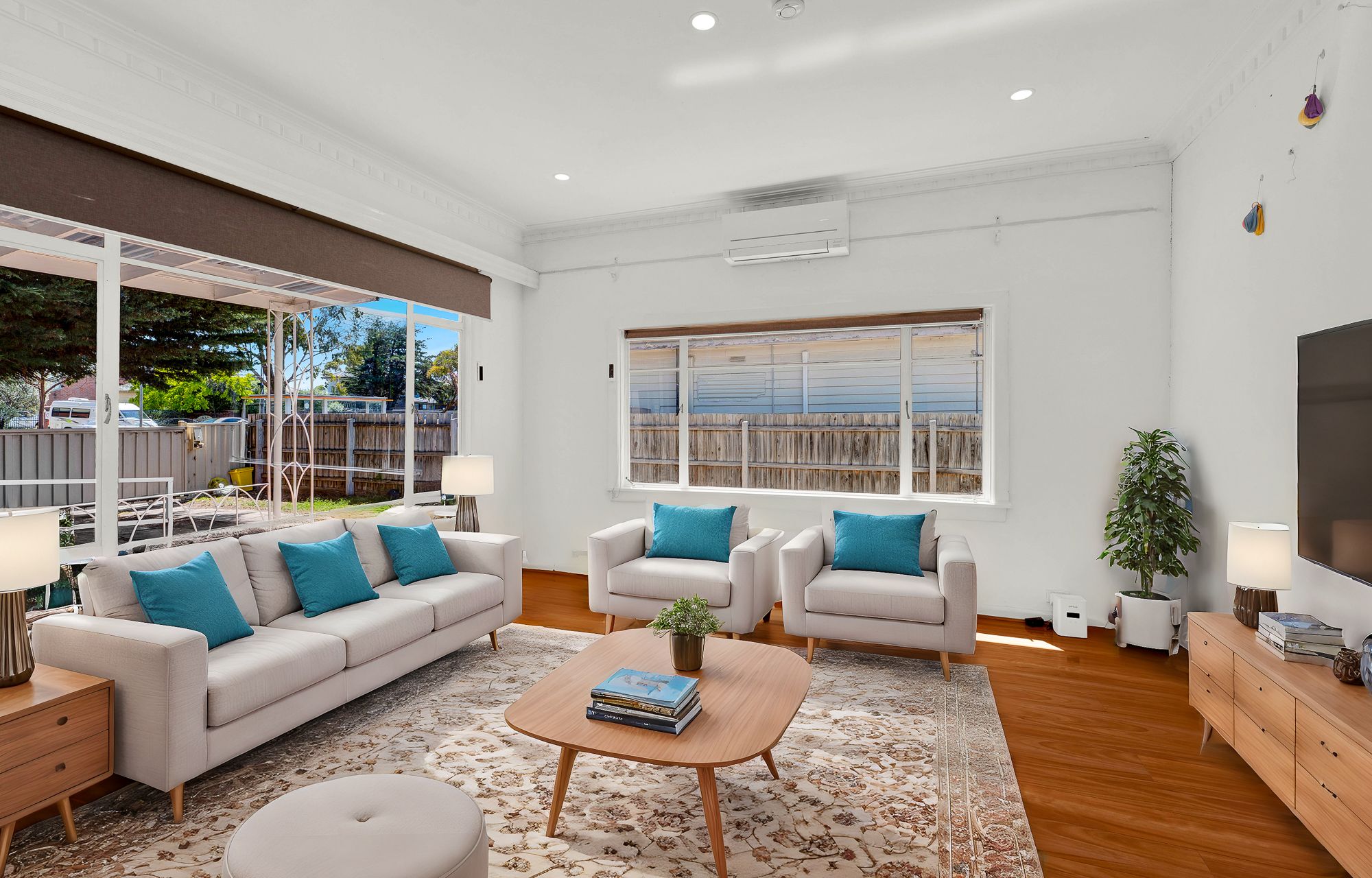 6 BR Group Home - SIL,  MTA, STA — Home image 4