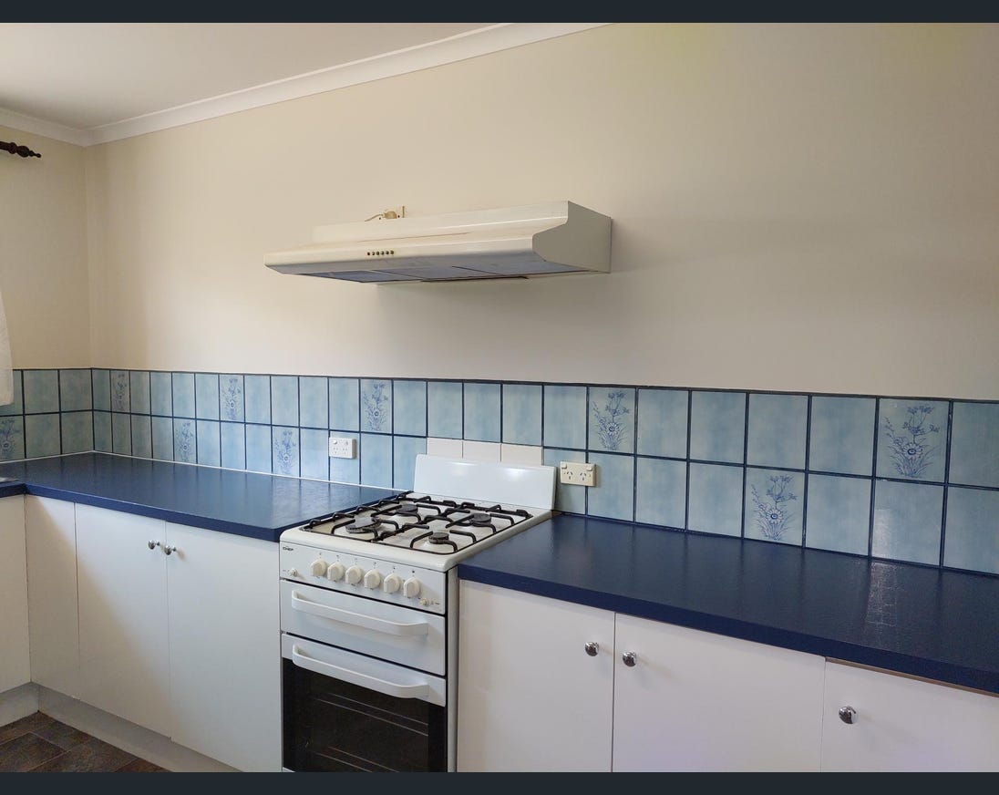 Beautiful 3-bedroom SIL home in Morphett Vale — Home image 3