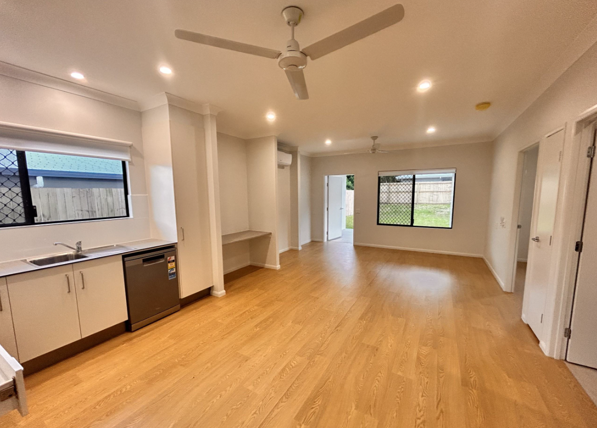 Robust SDA Villas in Bentley Park Offering Comfort and Security — Home image 6