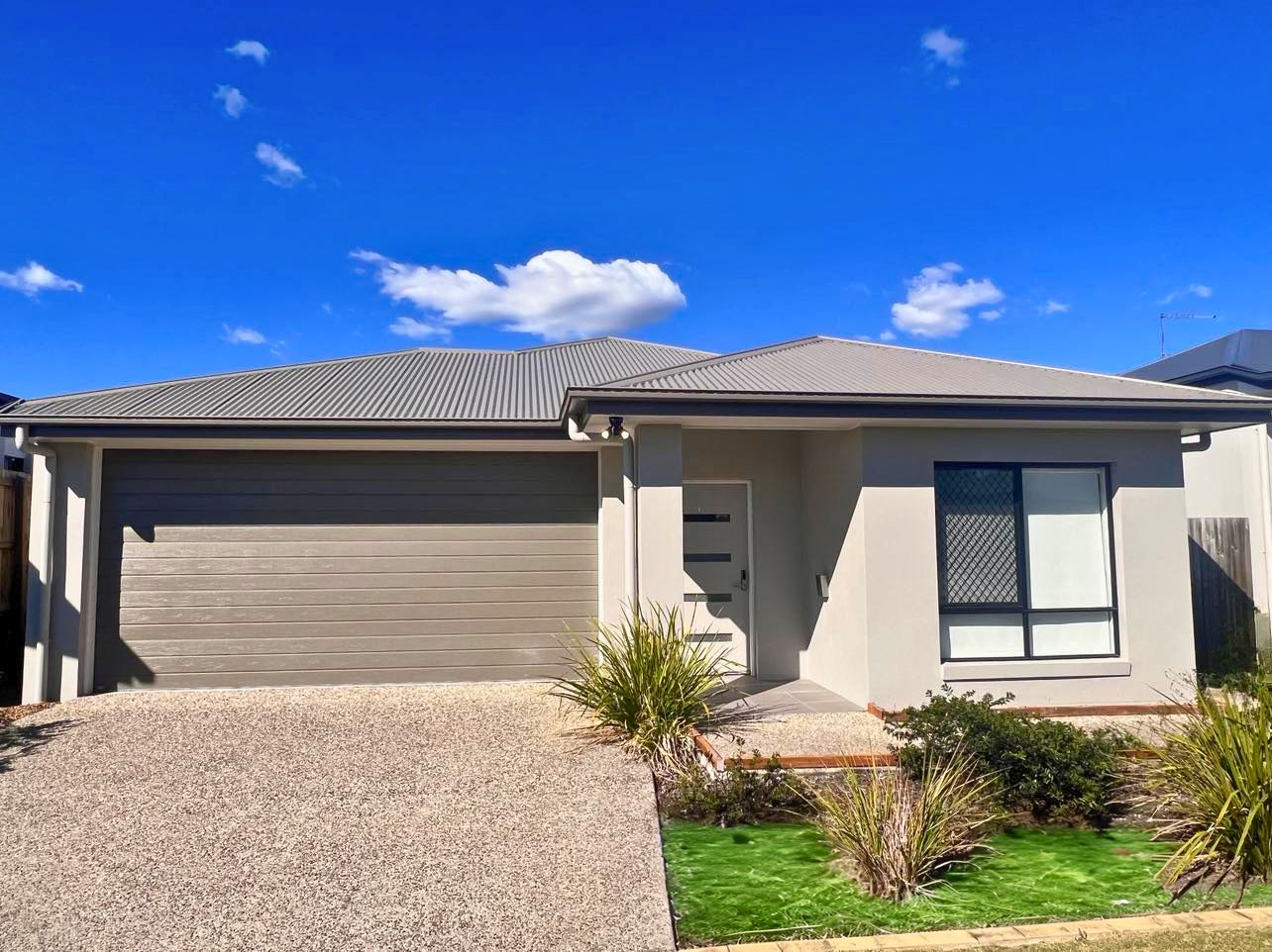 3 Bedroom home with OOA in Narangba, Queensland — Home image 4