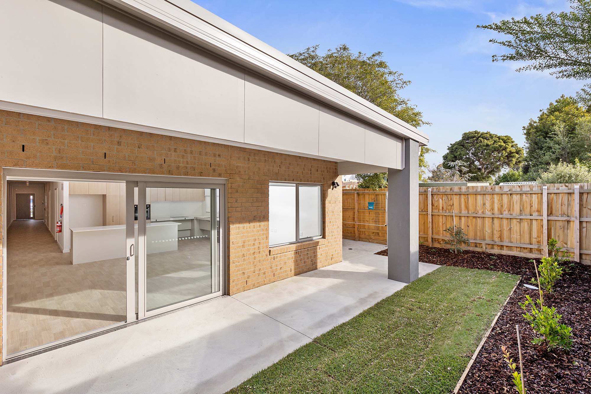 Enjoy social independent living in this 2 bed HPS house in vibrant Thornbury! — Home image 14