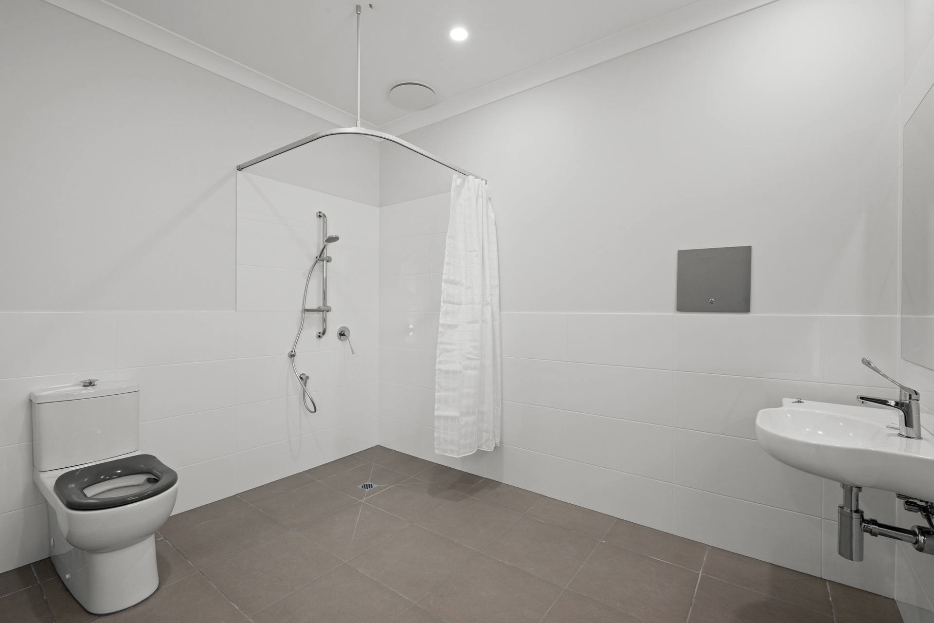 Brand New High Physical Support Home - North Albury — Home image 7