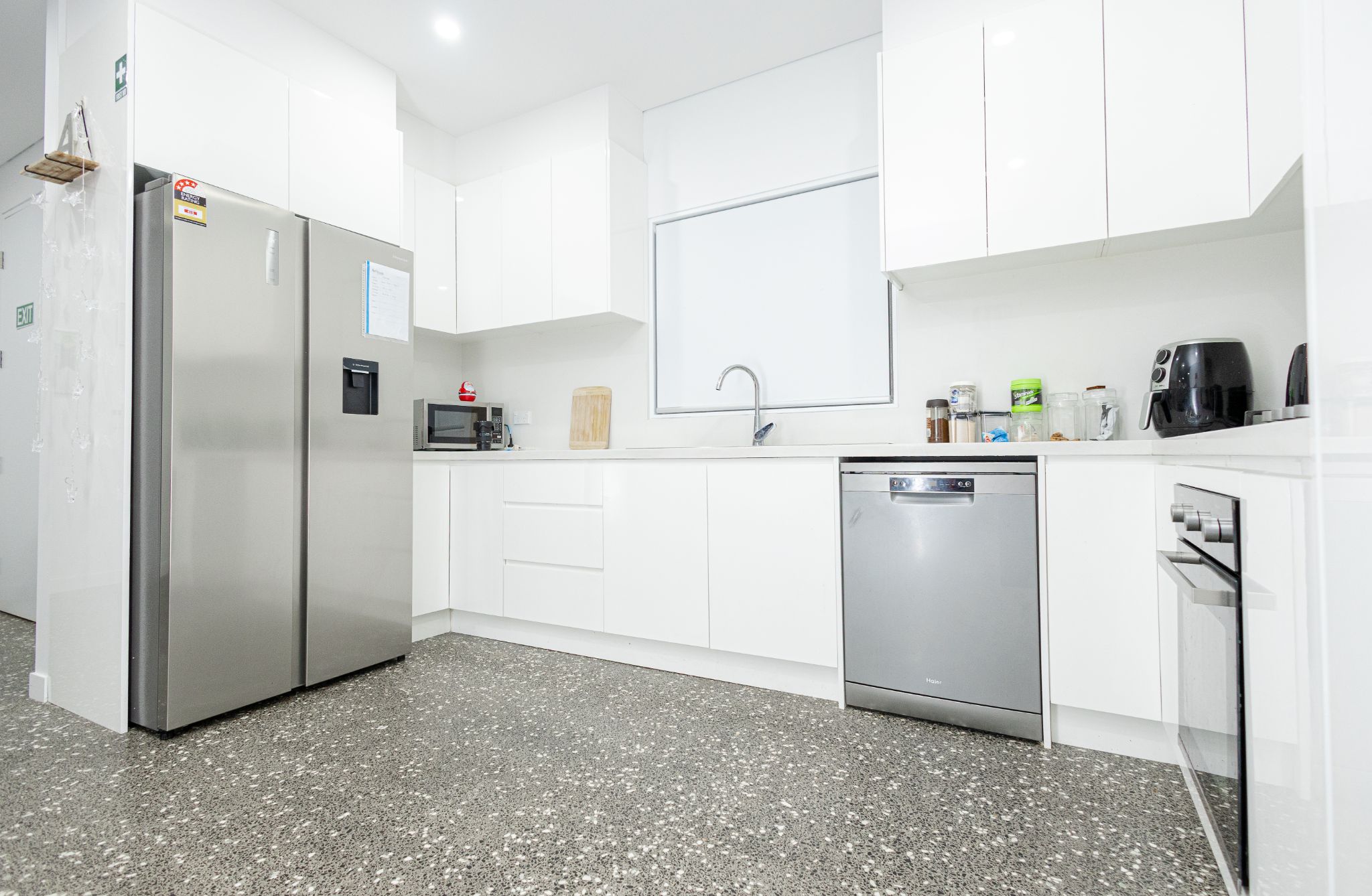 Woy Woy - 3 Bedroom Villas - Fully Accessible — Home image 8