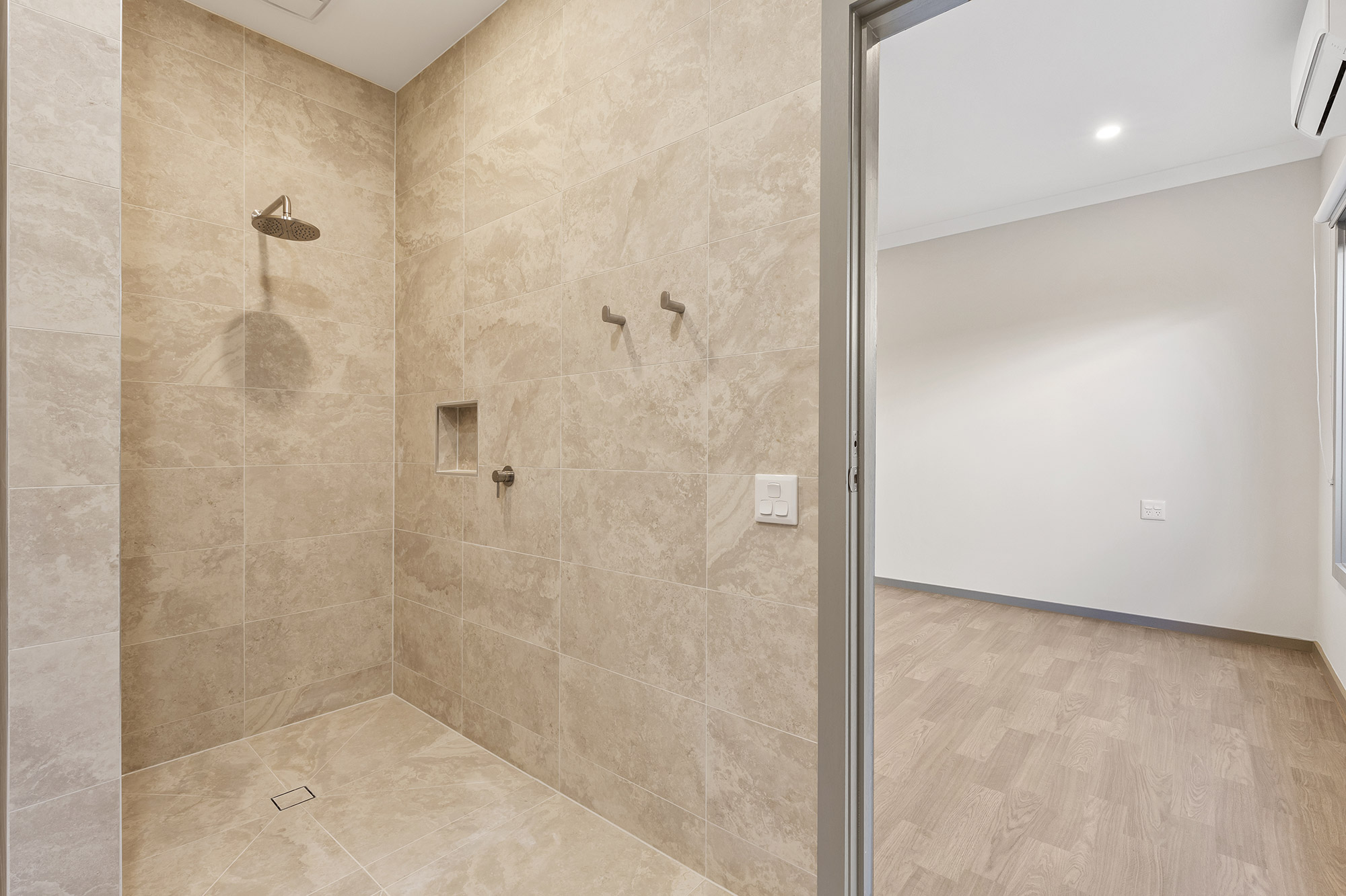 Enjoy independent living in this 2 Bed Improved Livability House in Mentone! — Home image 9