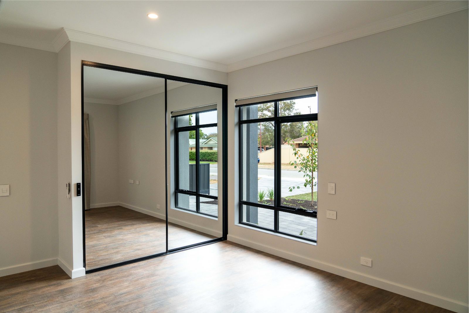 One enormous block, TWO luxury 3-bedroom homes for sharing Disability Accommodation — Home image 18