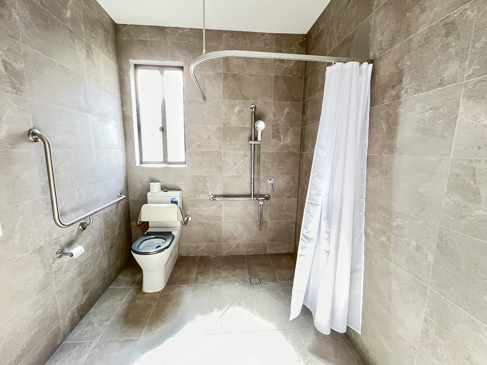 NDIS SDA home in Mount Barker  Newly built modern home with 2 vacancies — Home image 4