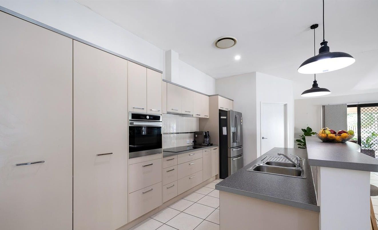 Huge, Beautiful Bayside SIL Home to share!!! Only 1 Position Left!! — Home image 6