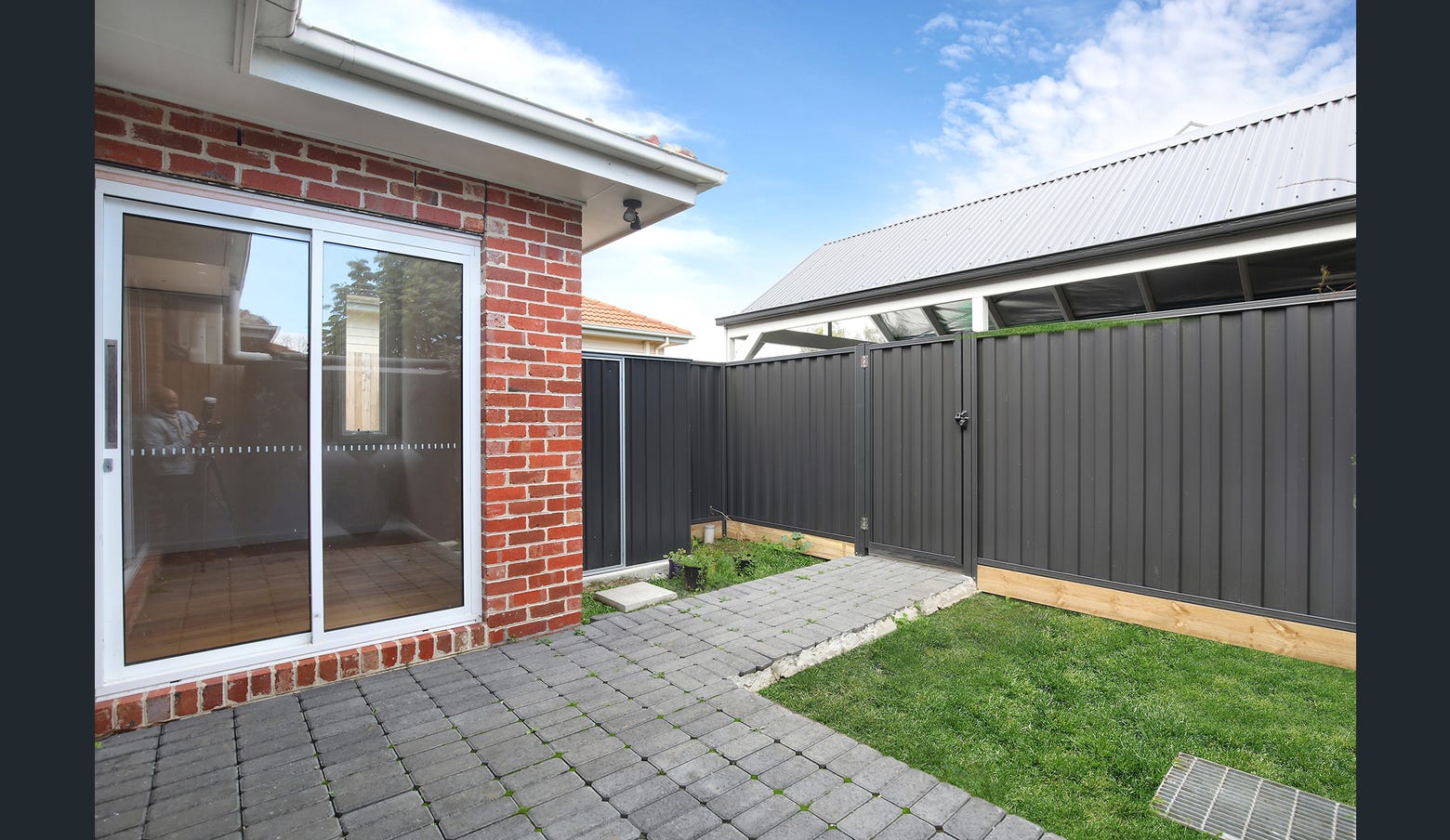 385 Buckley Street, Essendon, Vic 3040 — Home image 3