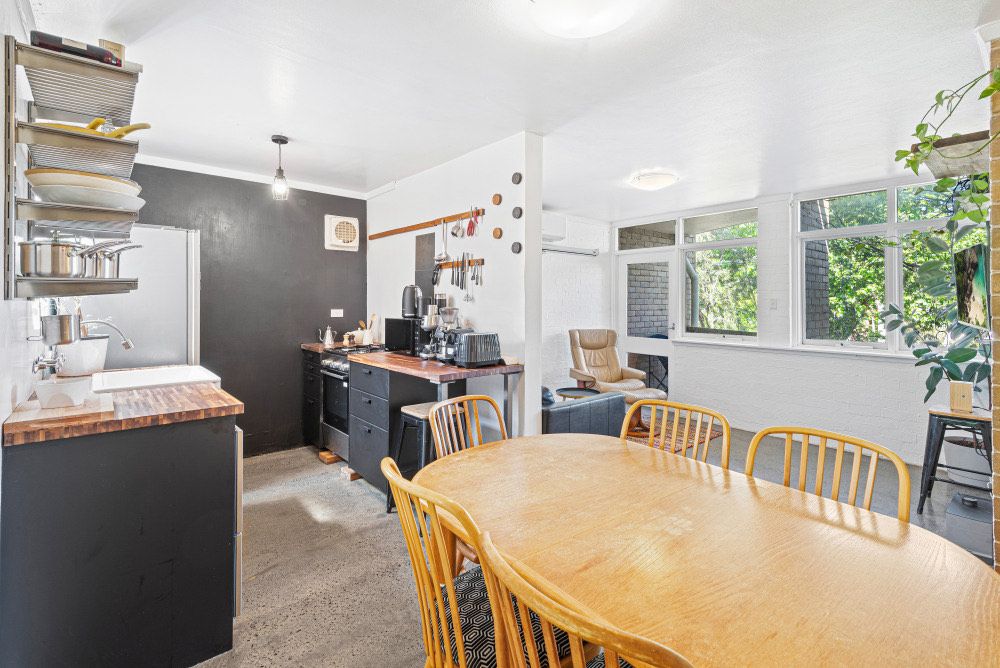 Charming Apartment — Home image 2