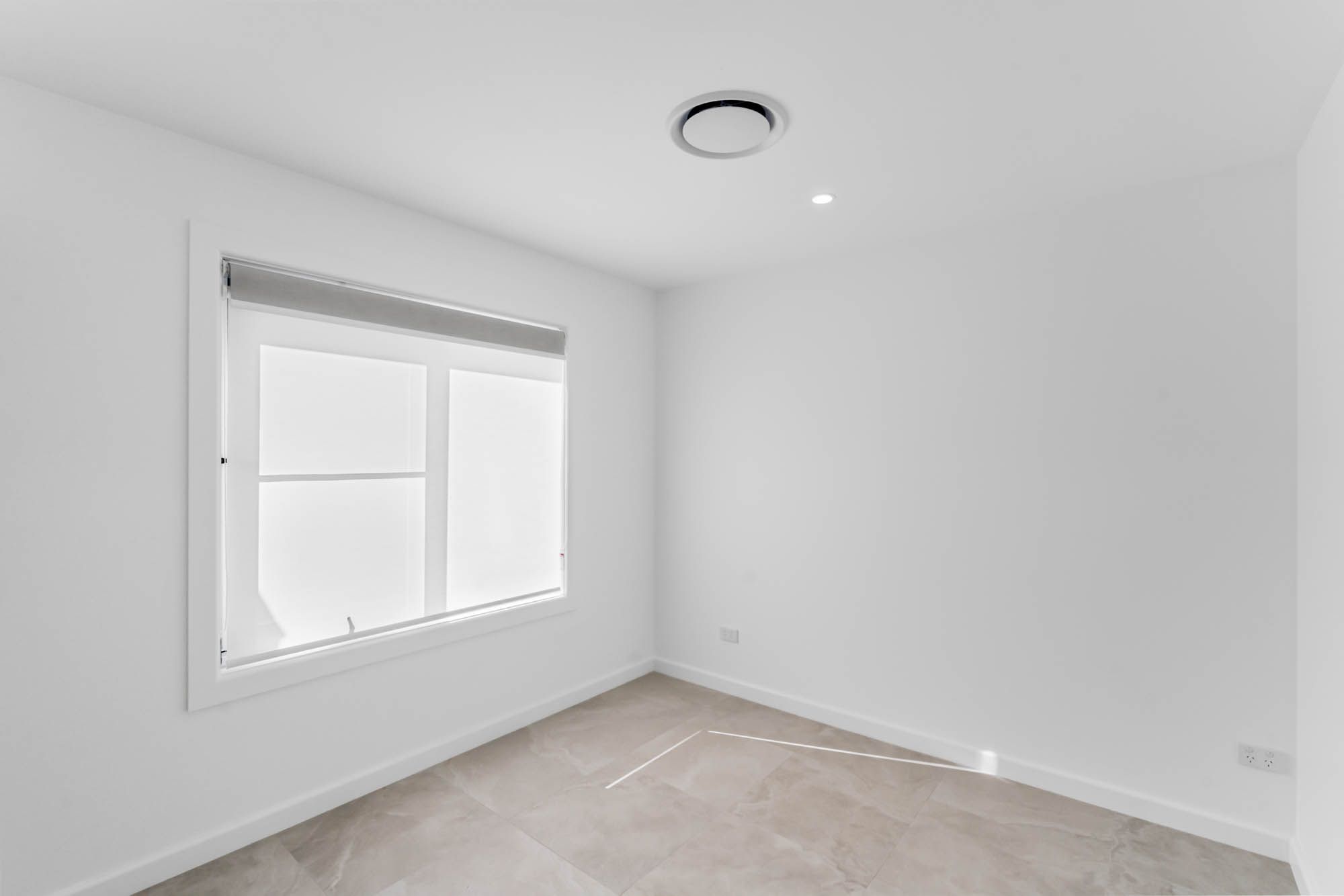 Modern Parramatta Home - 4 Bedroom, 3 Bathroom — Home image 5